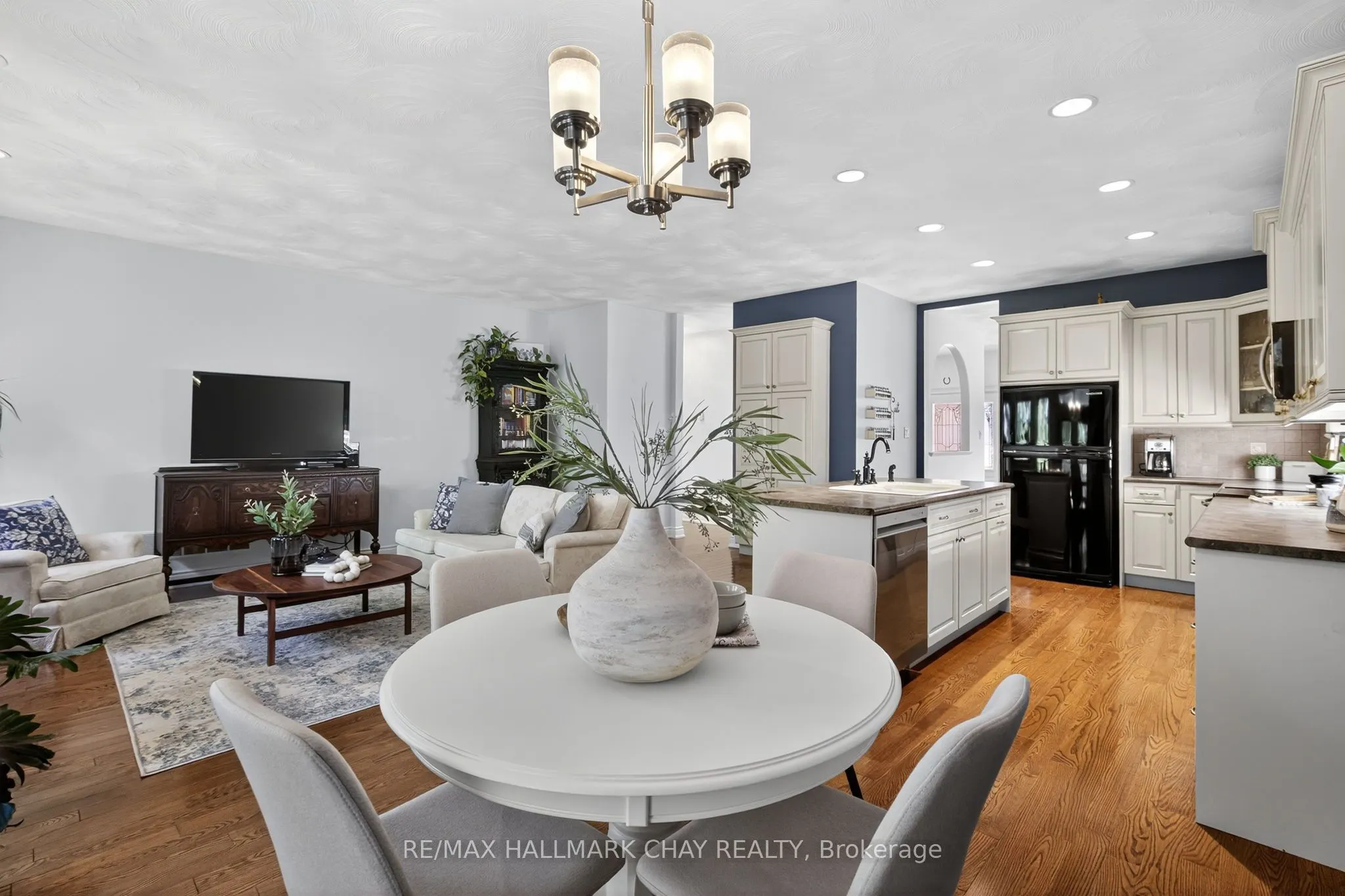 32 Wildwood Trail