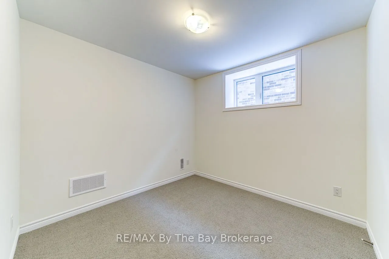15 Sun Valley Avenue