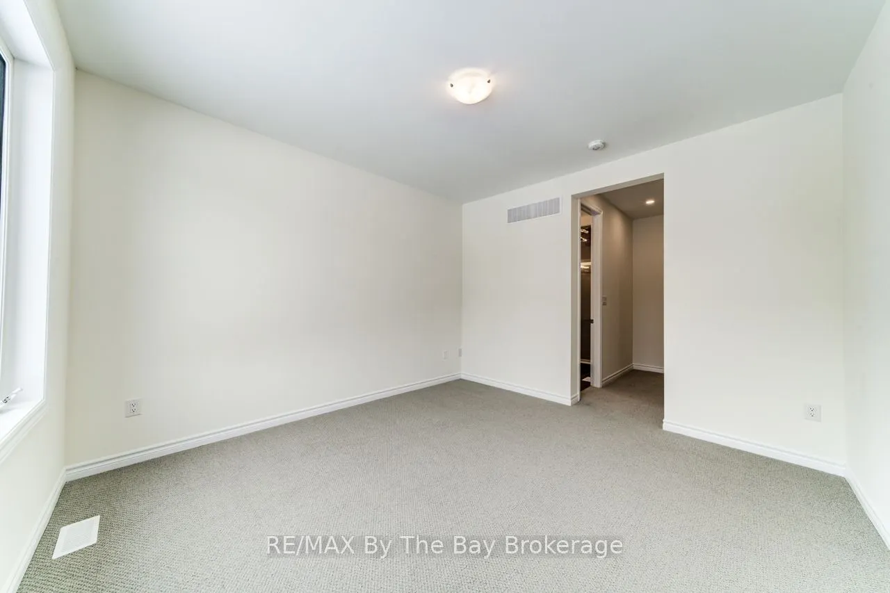 15 Sun Valley Avenue