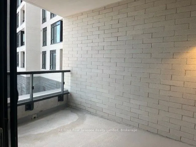 31 Huron Street, #226