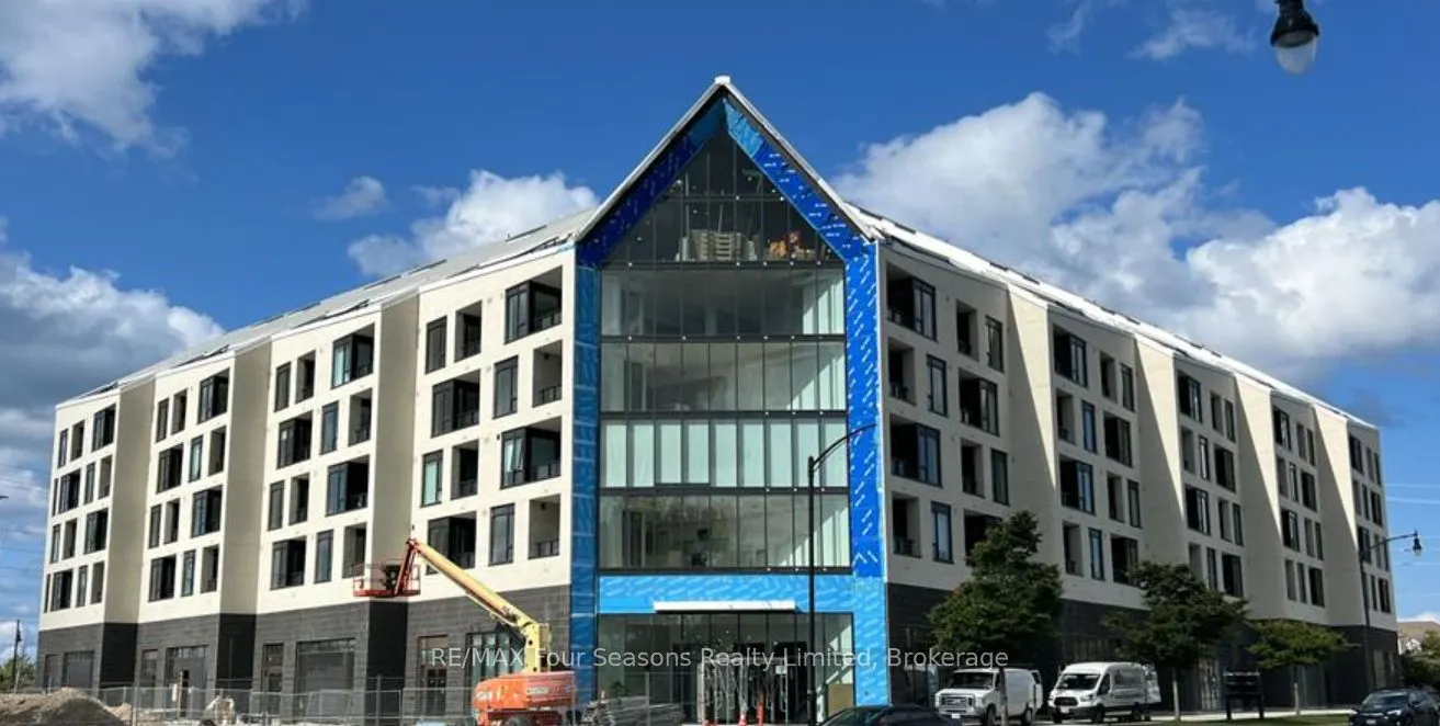 31 Huron Street, #226