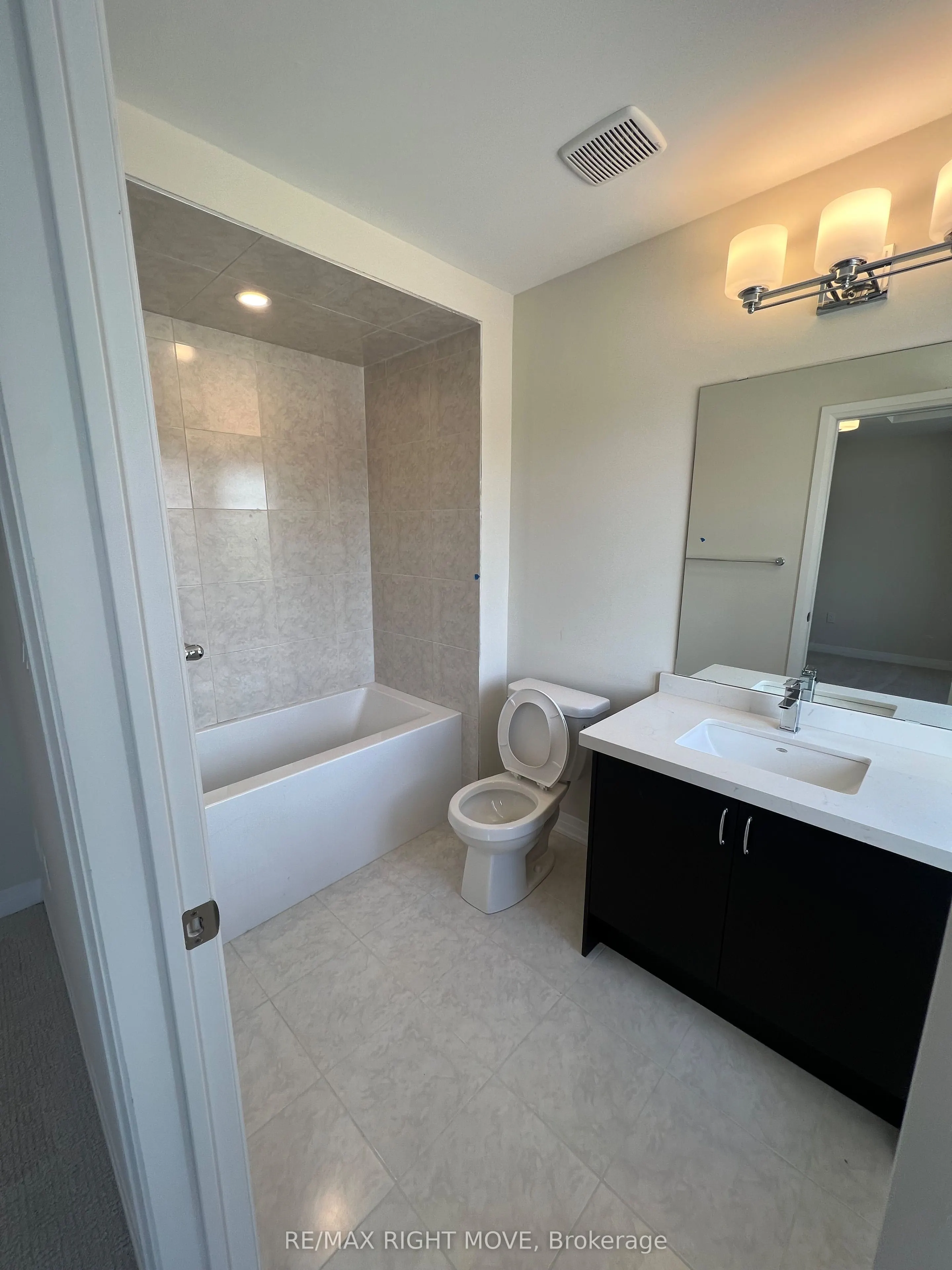 3701 Quayside Drive