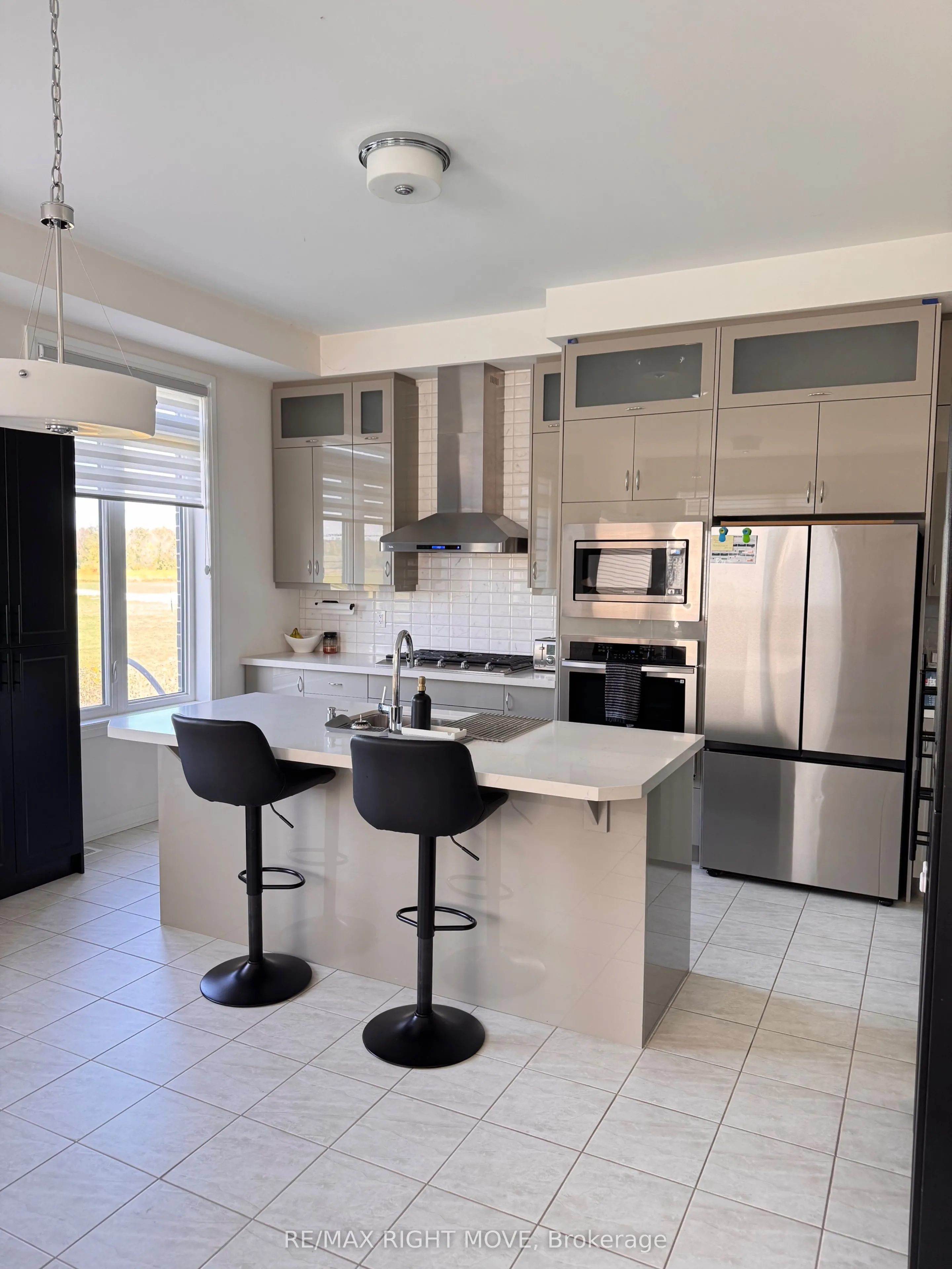 3701 Quayside Drive