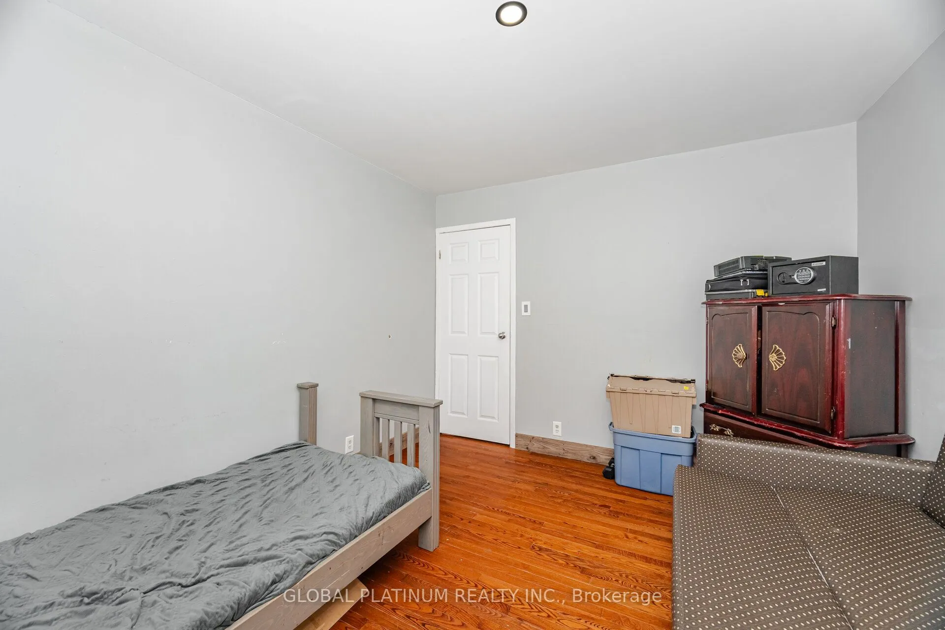 120 Switzer Street