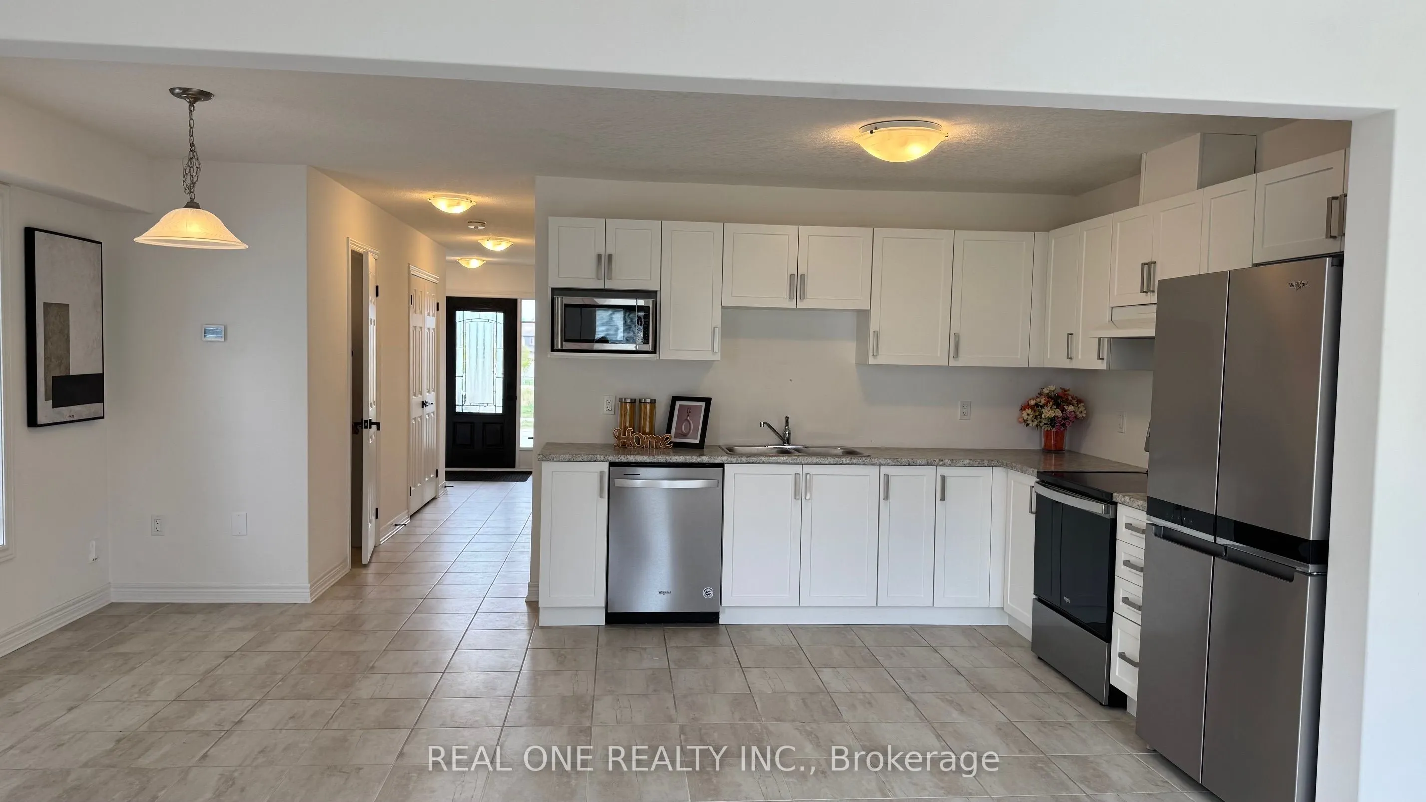 51 ARCHER Avenue