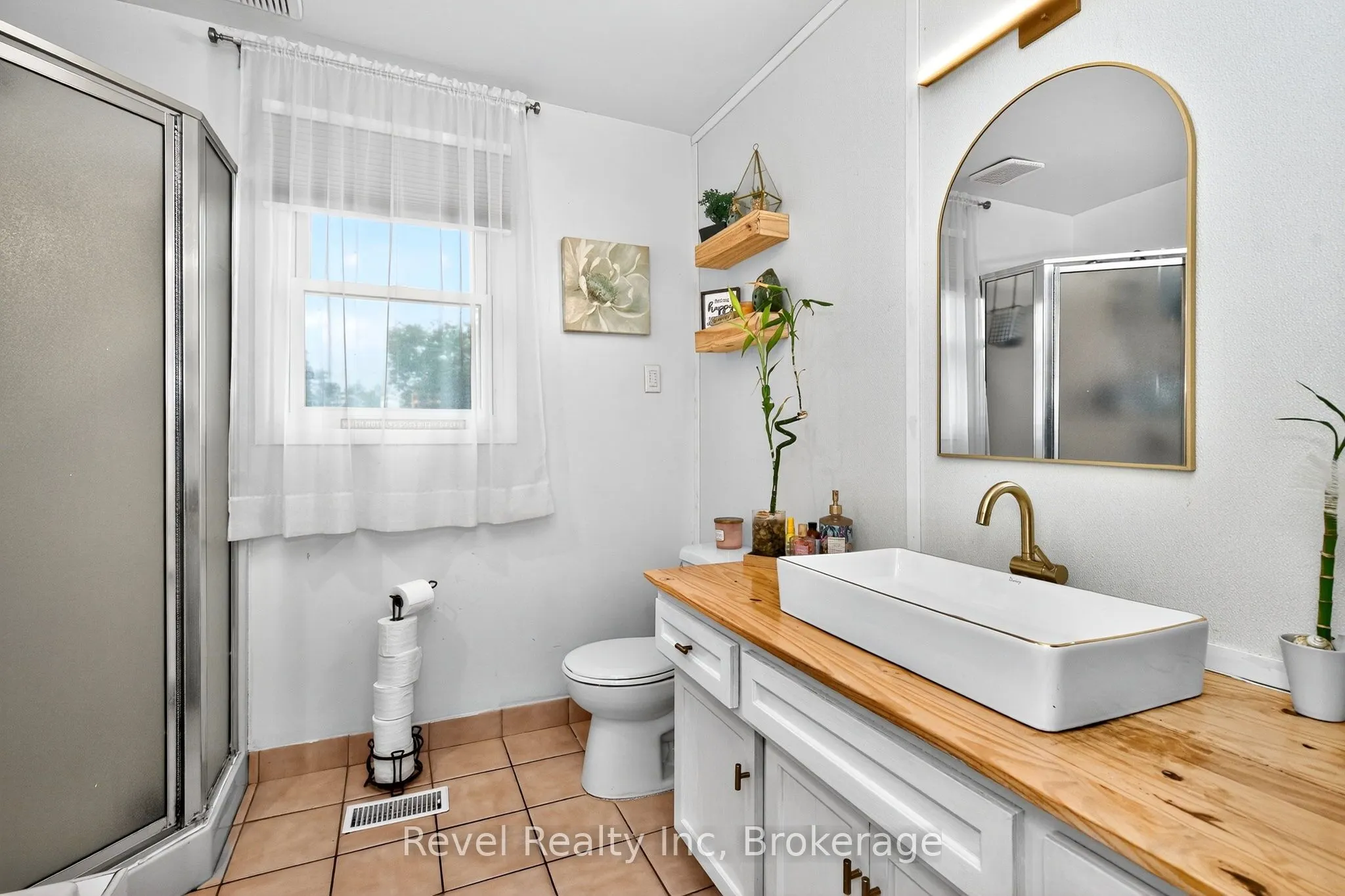 10 Jamieson Crescent