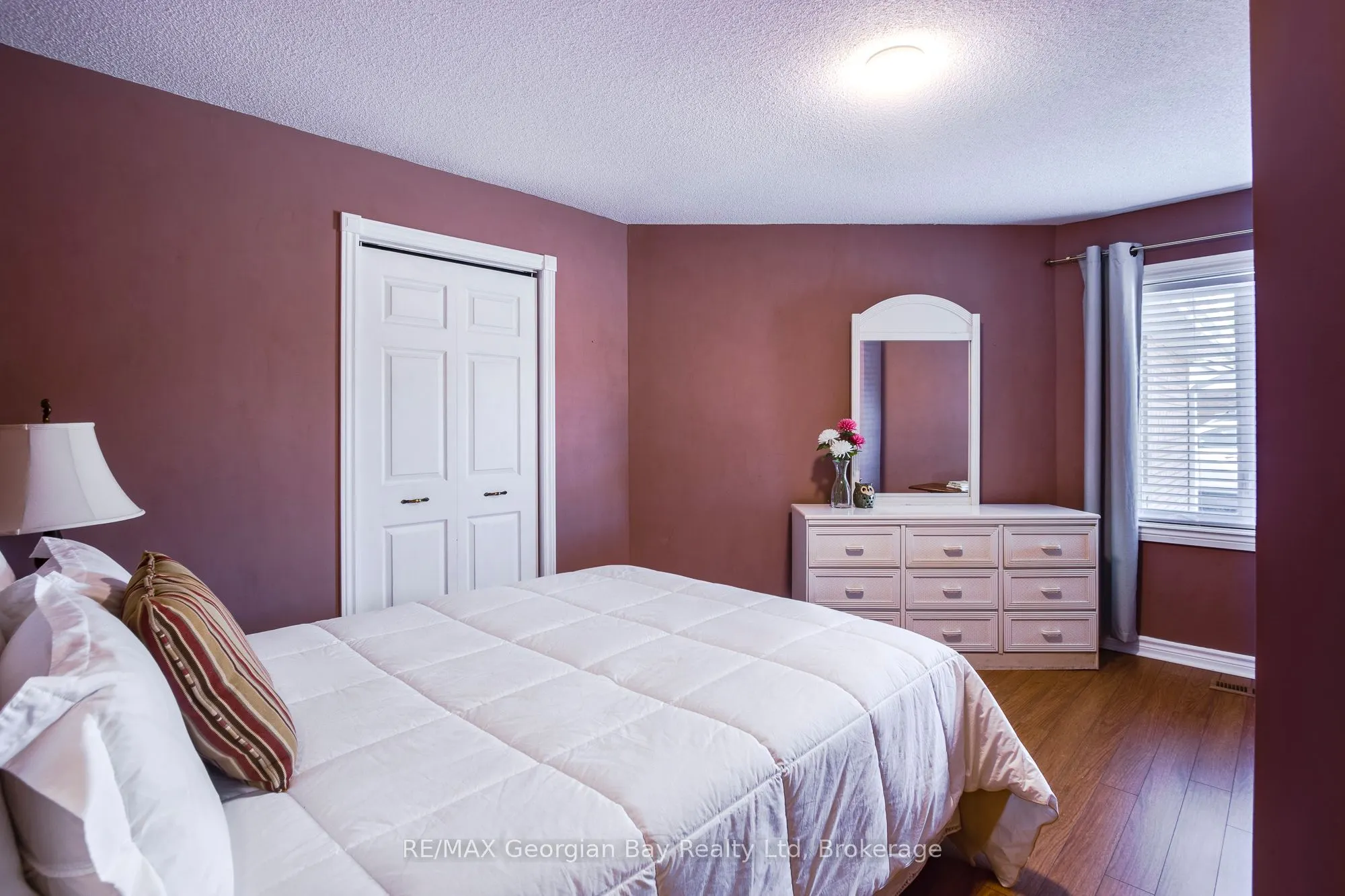 696 King Street, #48