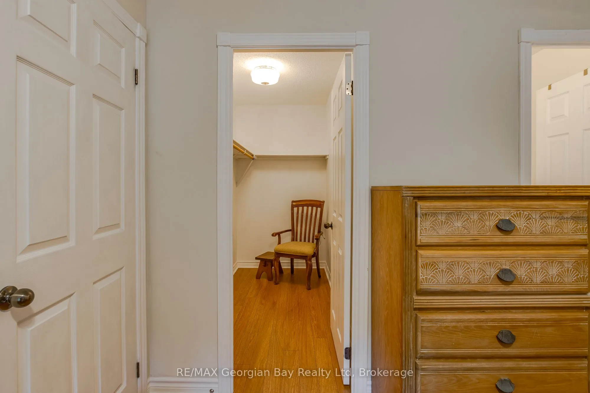 696 King Street, #48