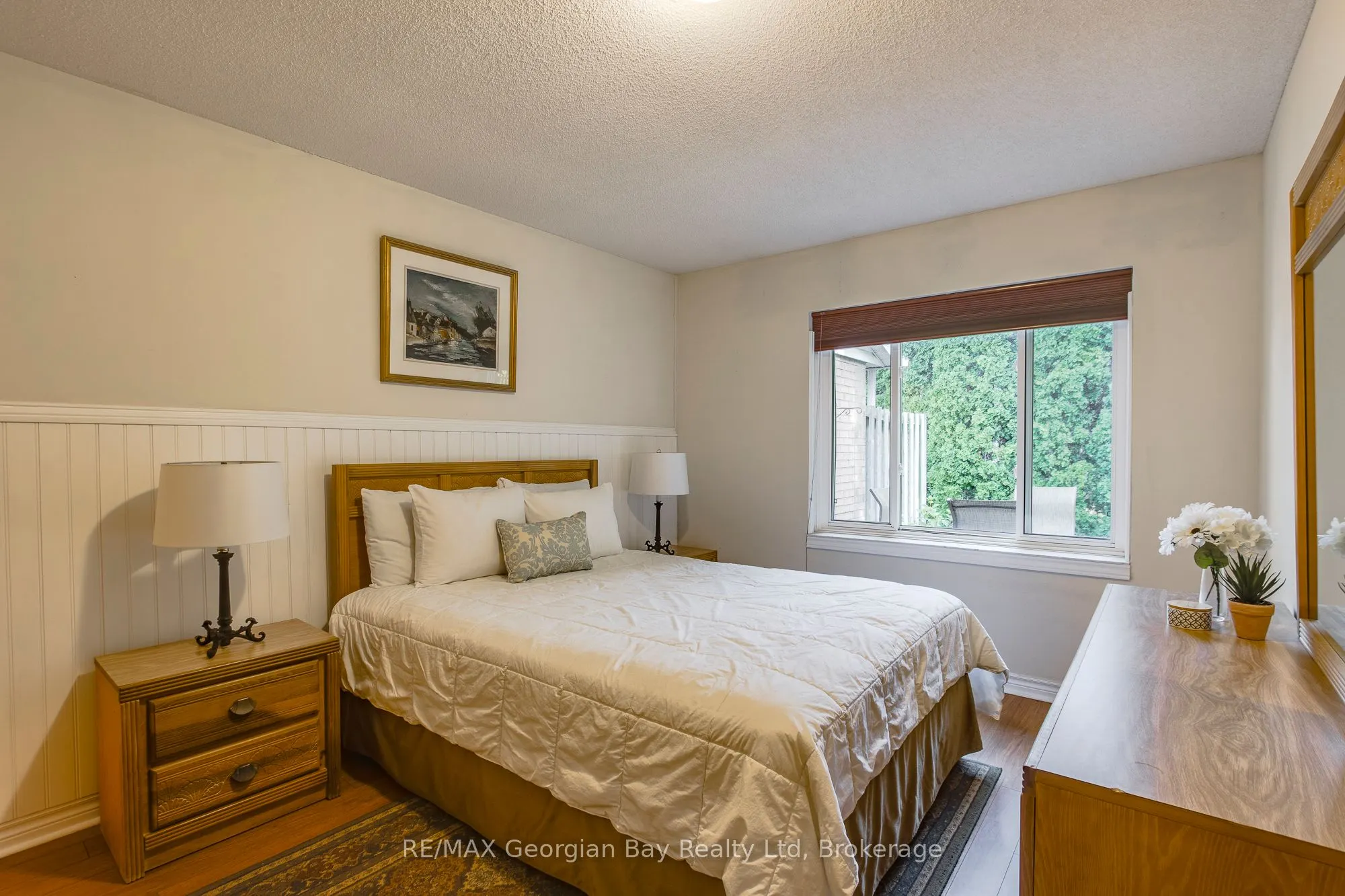 696 King Street, #48