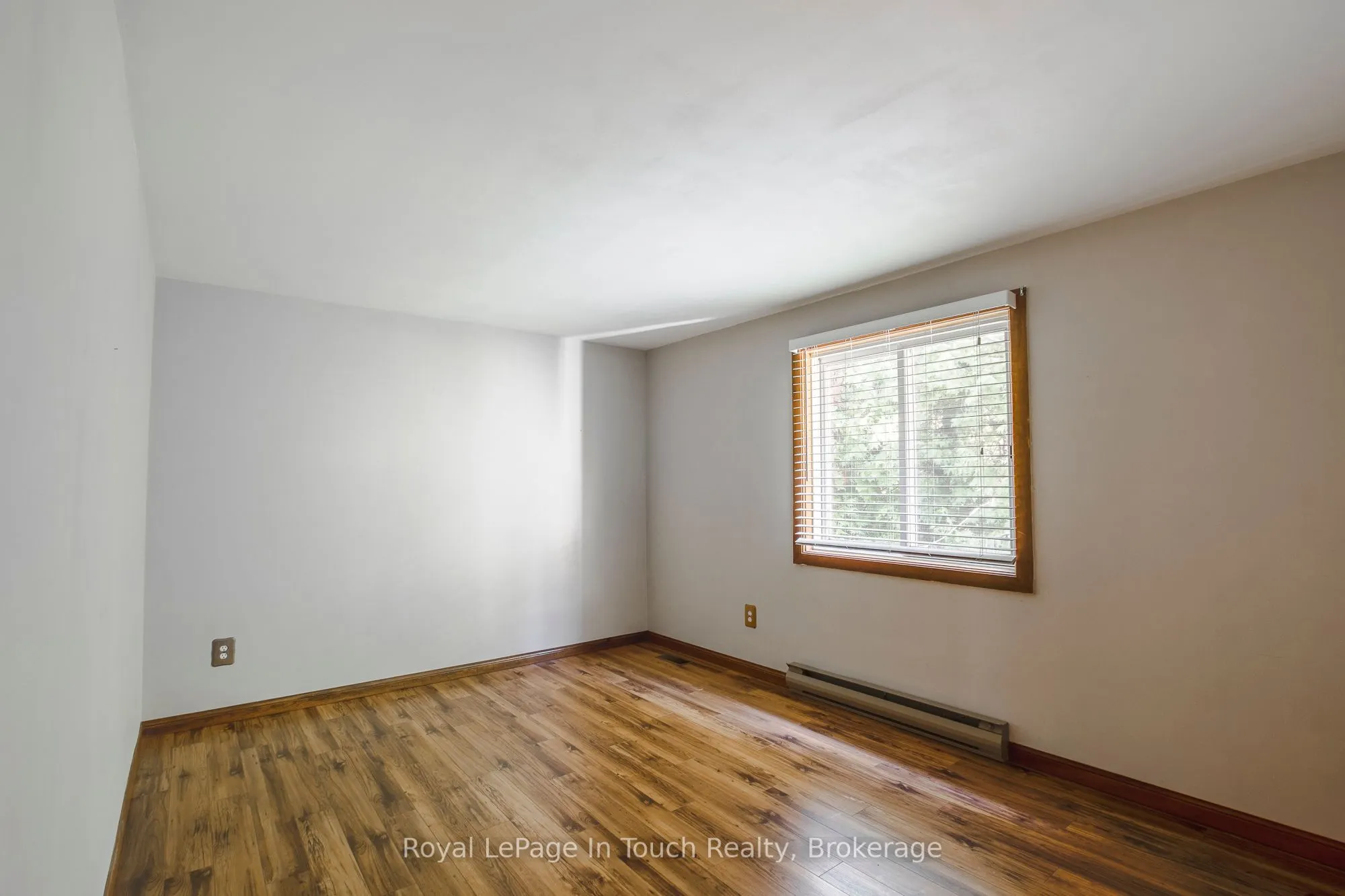 236 Concession 12 Road W