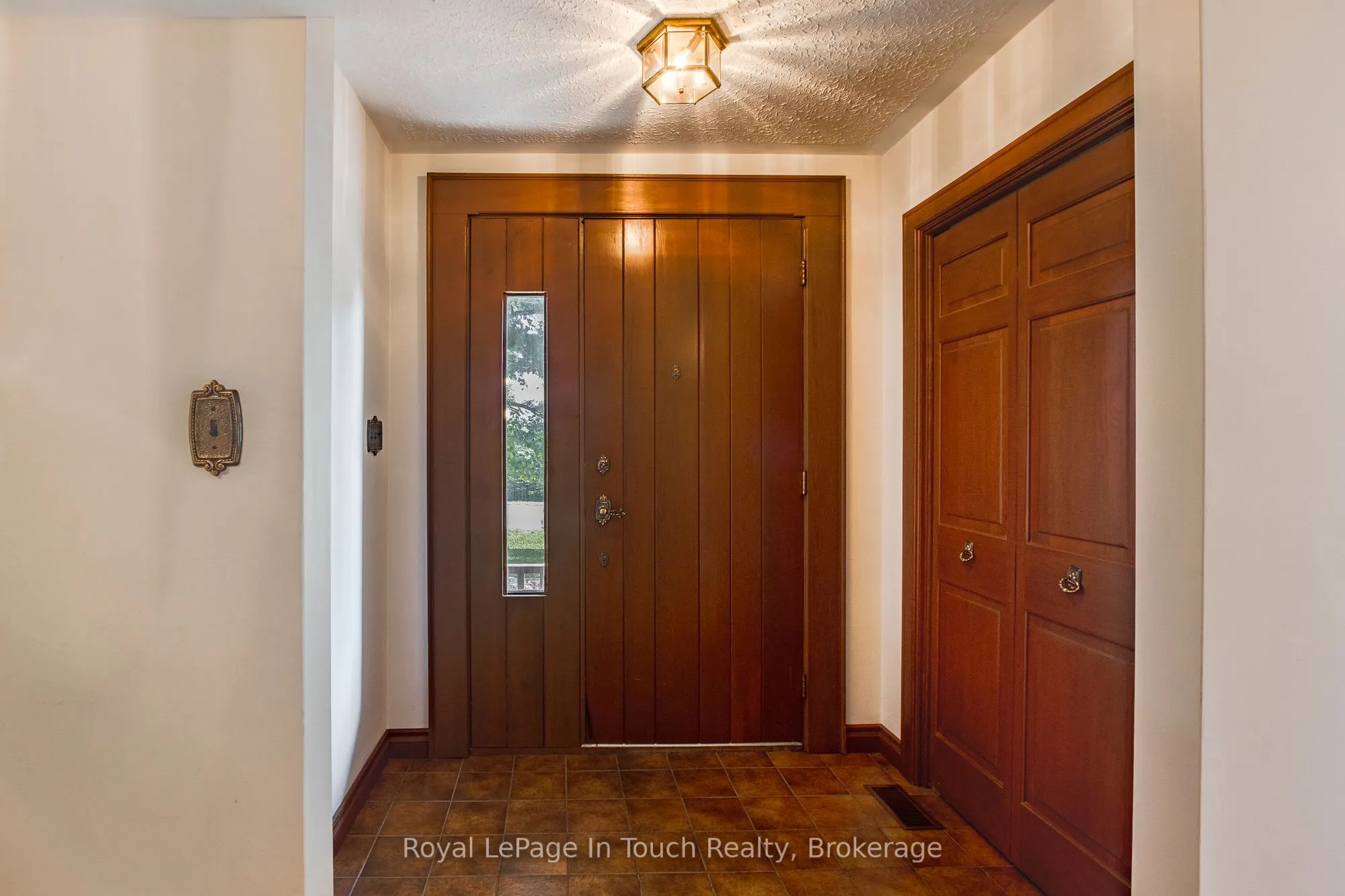 236 Concession 12 Road W