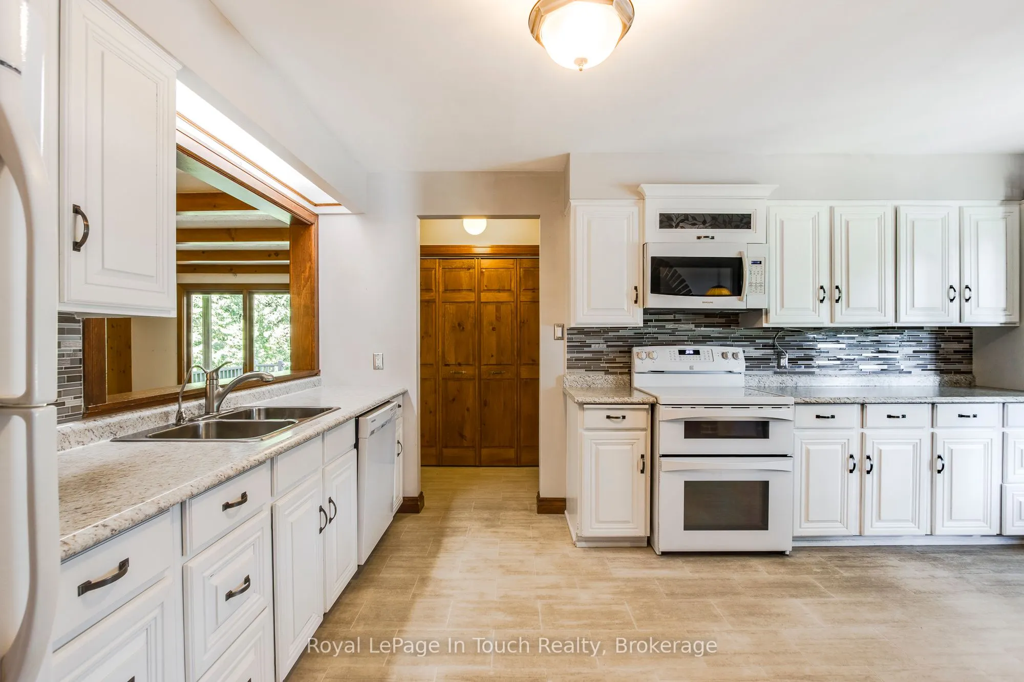 236 Concession 12 Road W