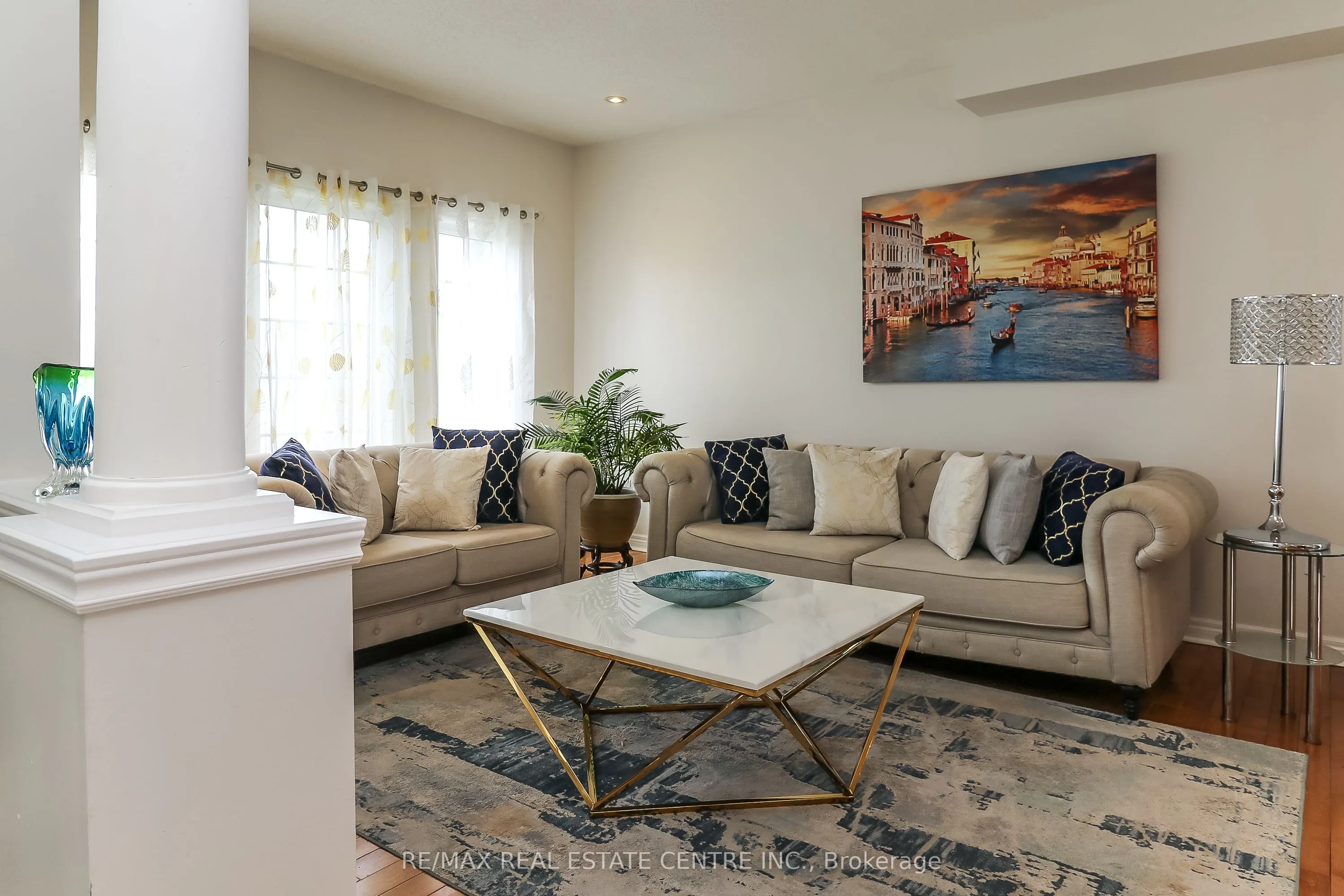 1 Sandringham Drive