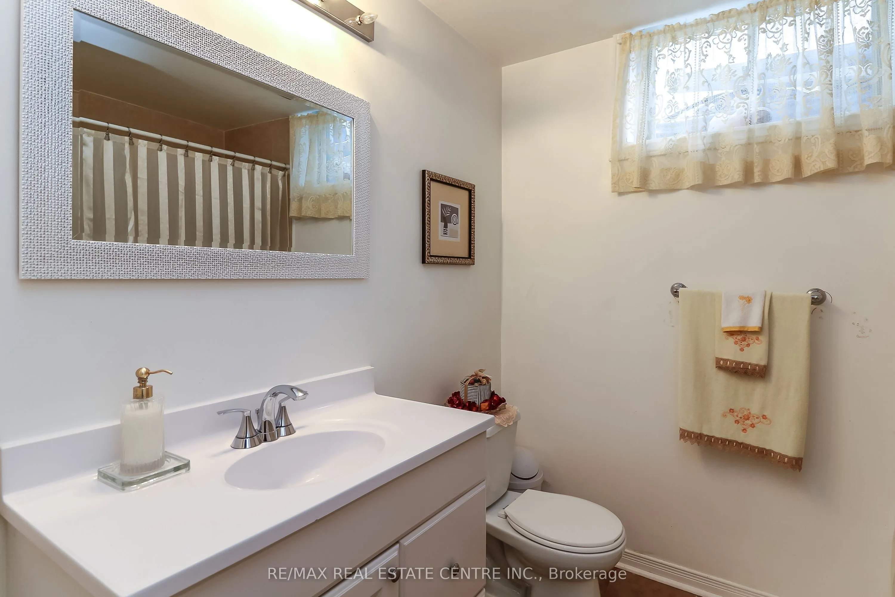 1 Sandringham Drive