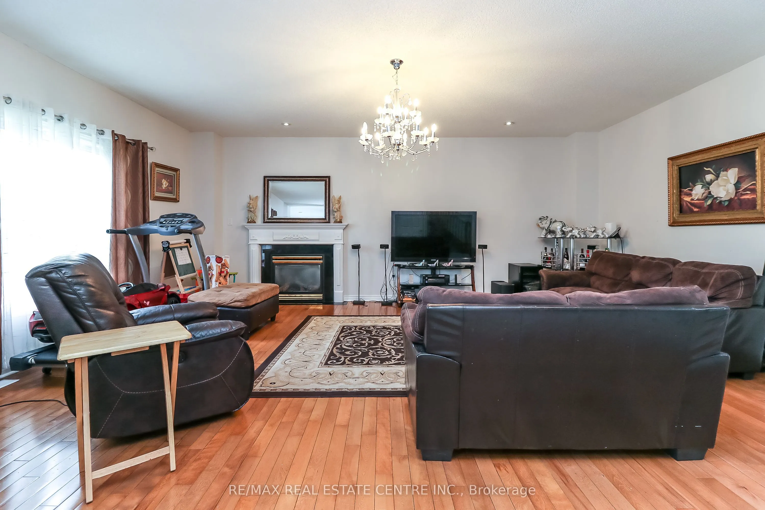 1 Sandringham Drive