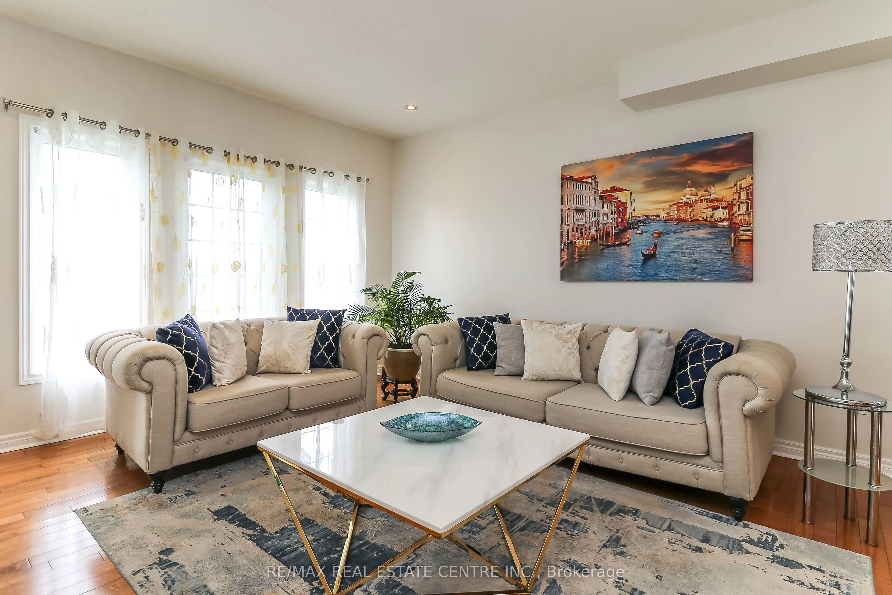 1 Sandringham Drive