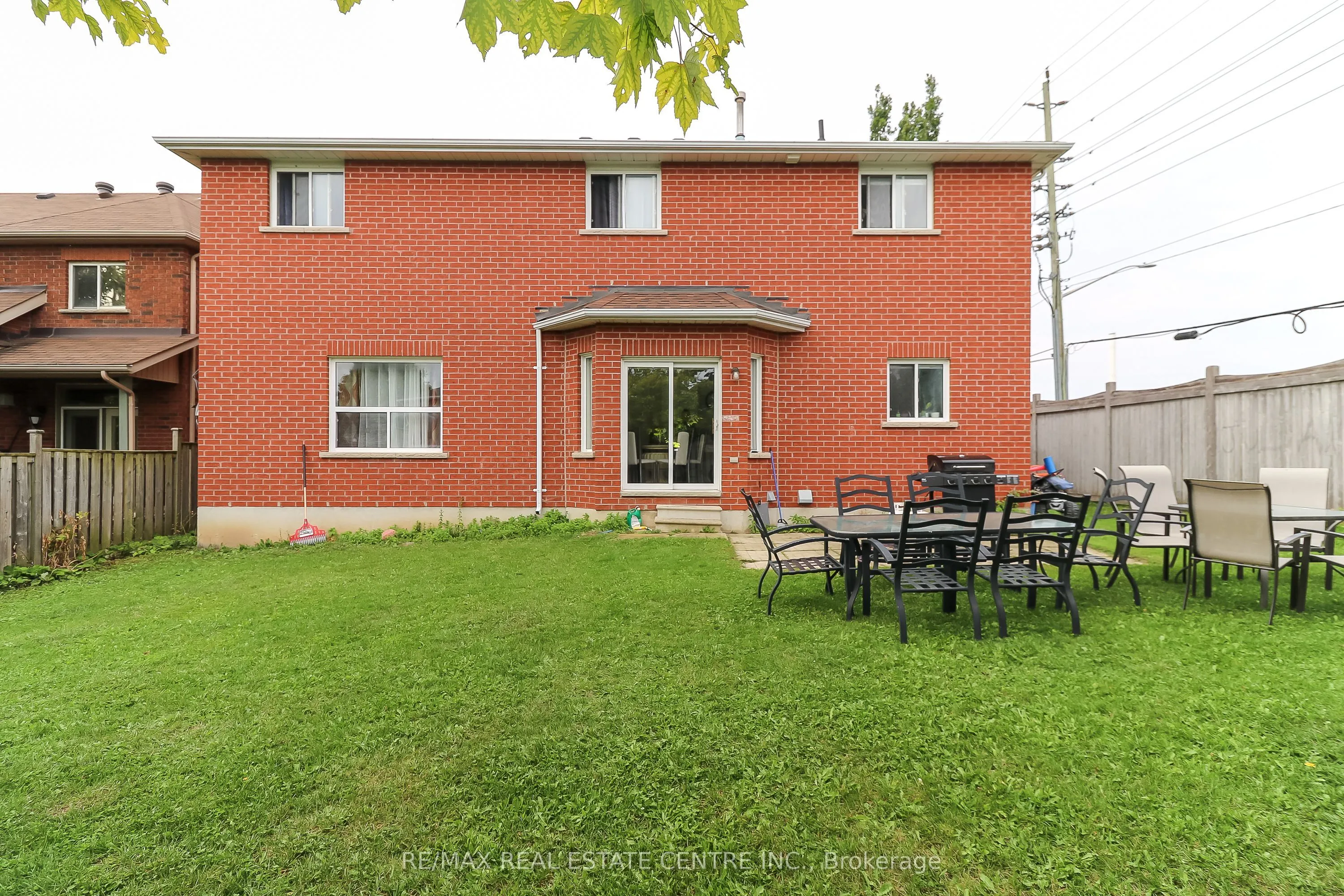 1 Sandringham Drive