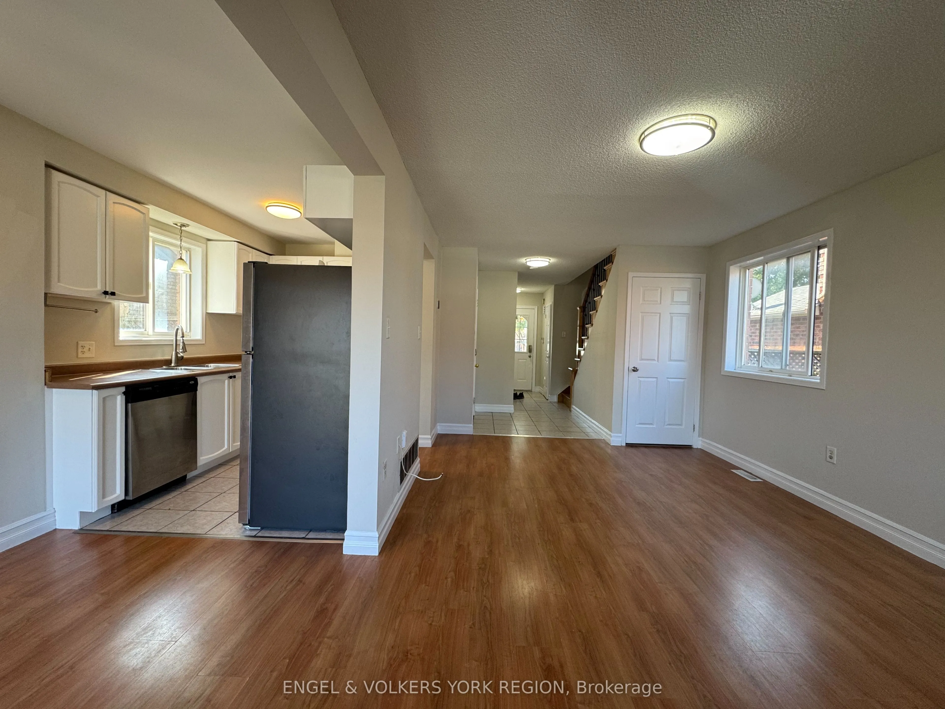 120 Nathan Crescent