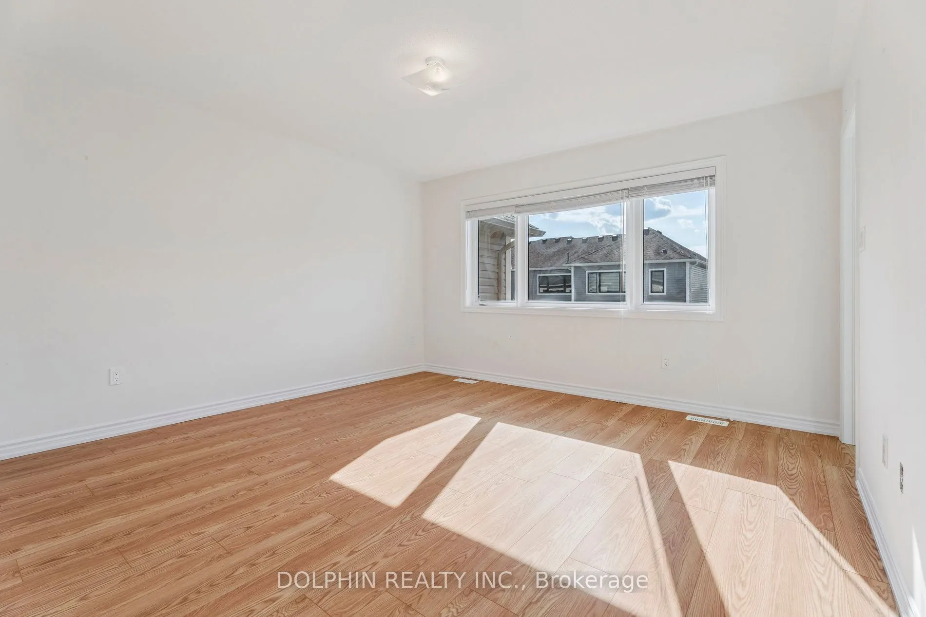 27 Tamworth Street