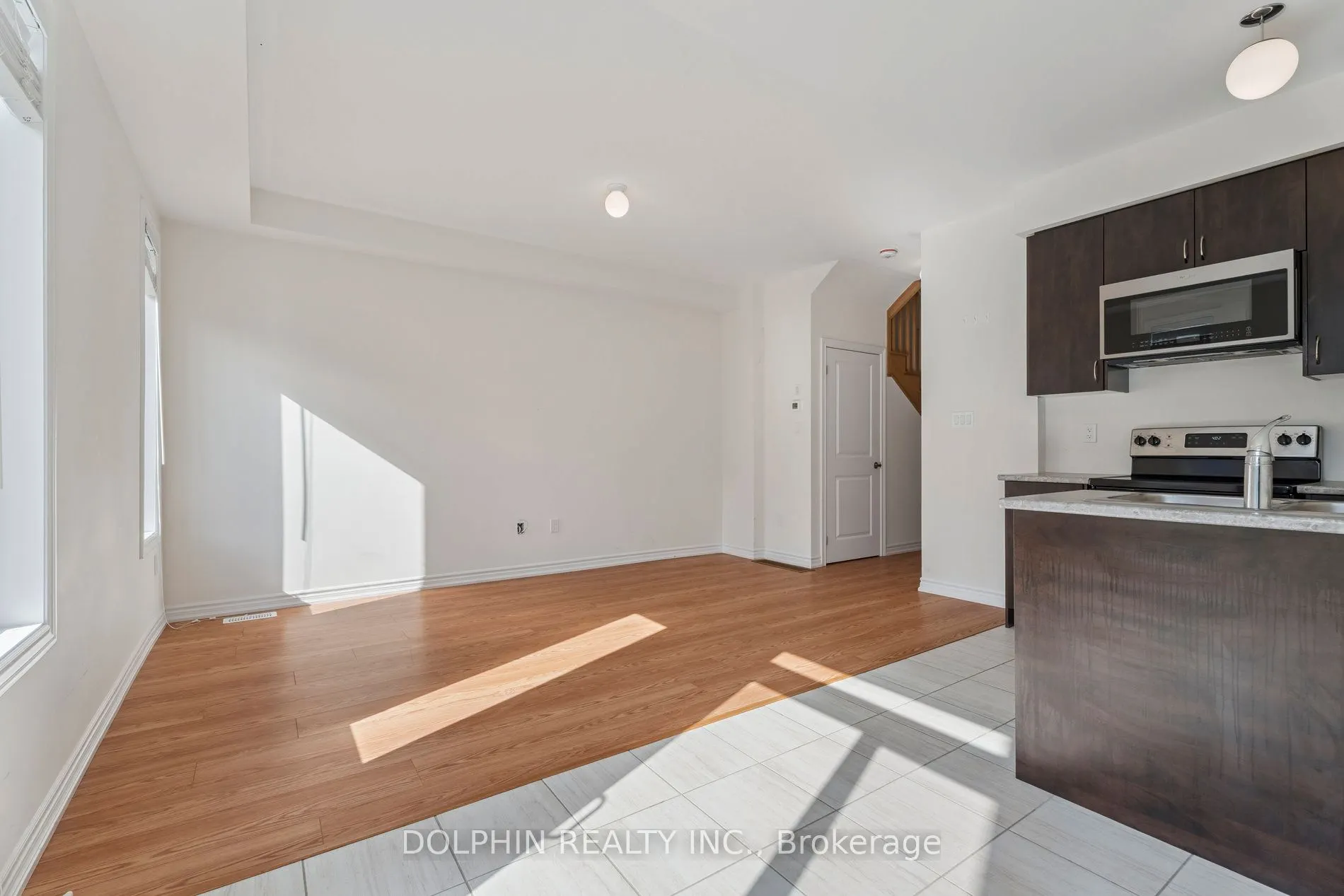 27 Tamworth Street