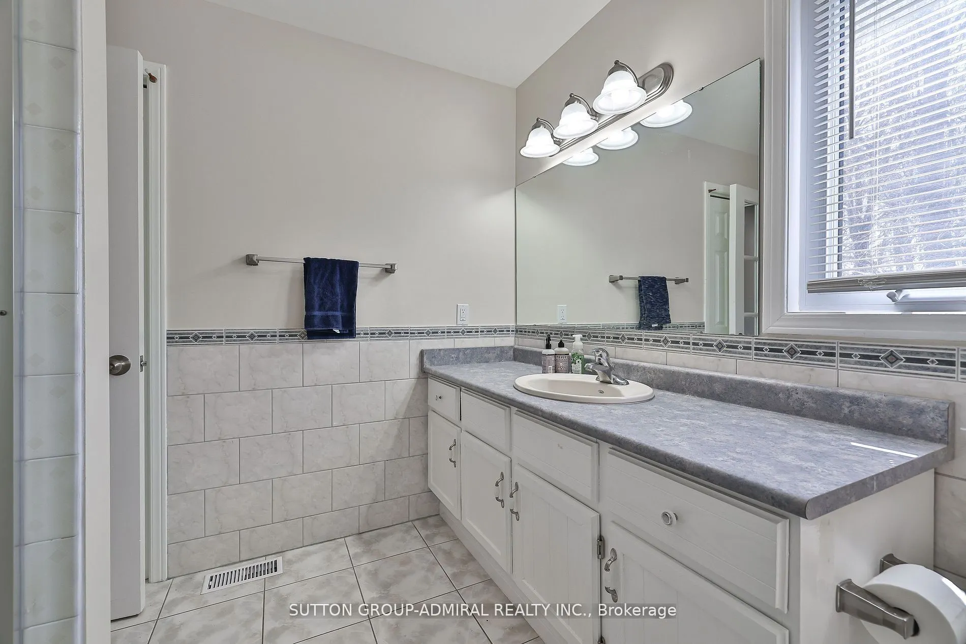 182 Bayshore Drive