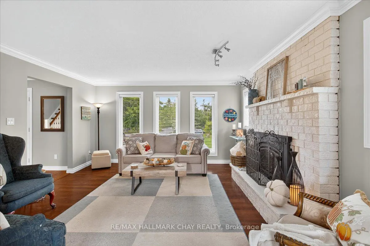 35 Howard Drive
