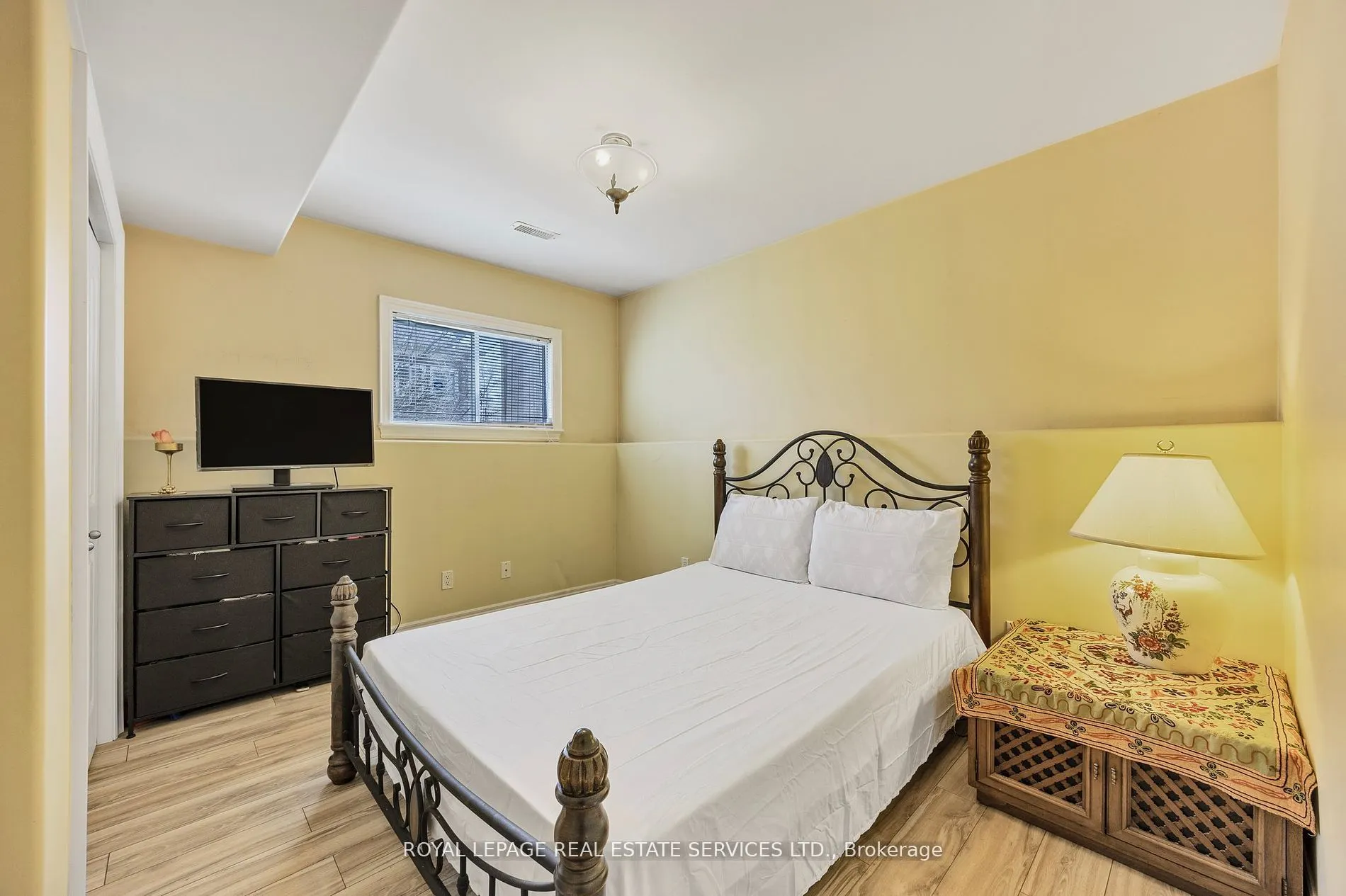96 46th Street N