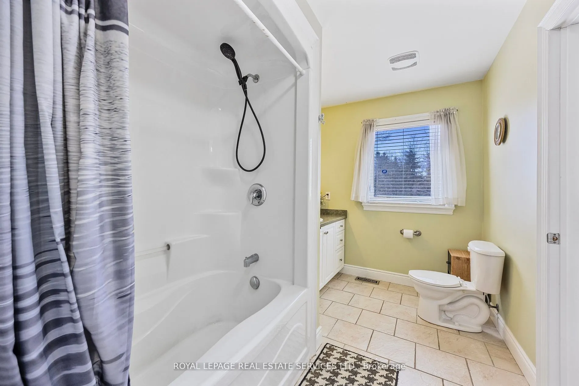 96 46th Street N