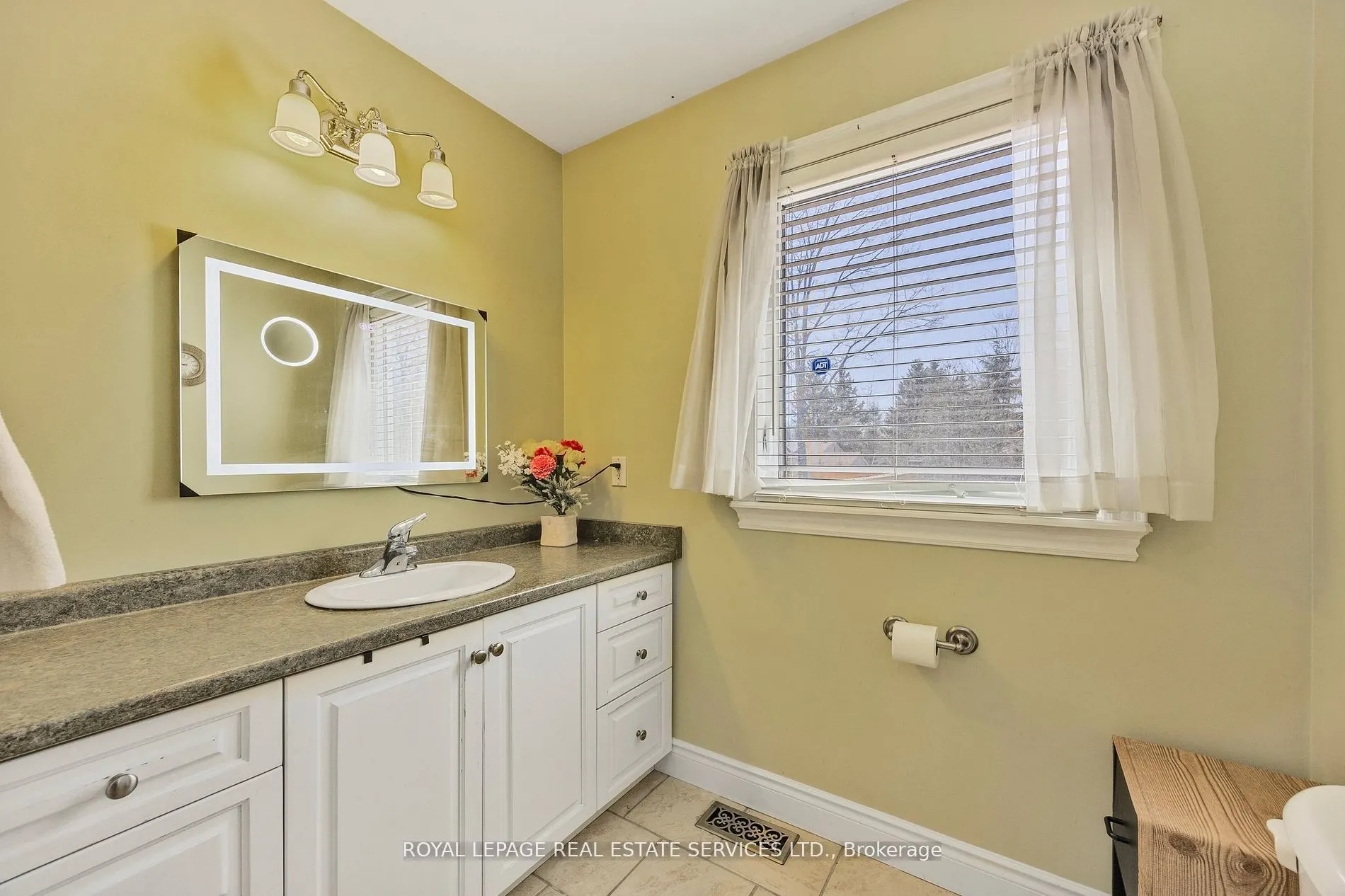 96 46th Street N