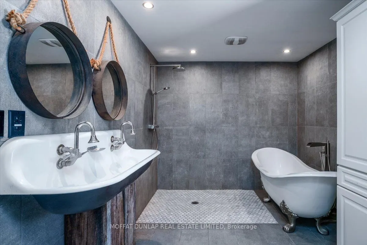 1076 Beaver Lane