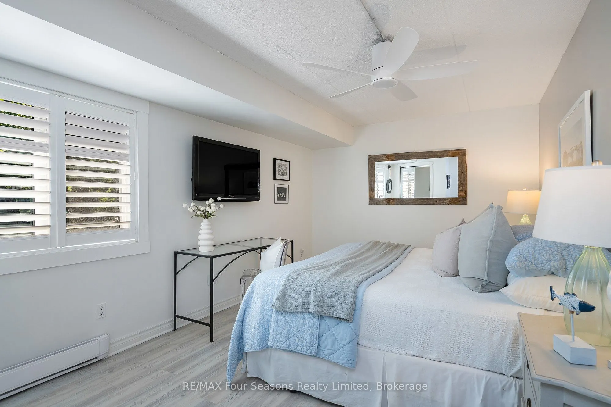 44 Trott Boulevard S, #24