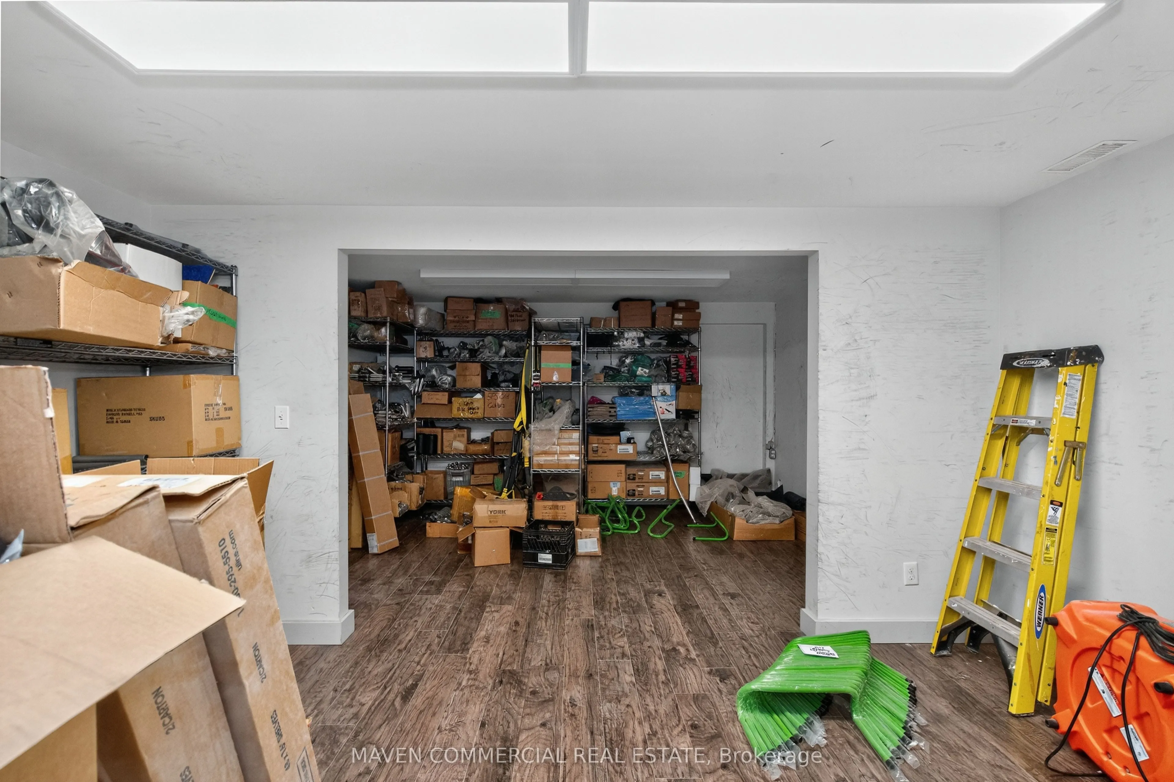 165 Saunders Road