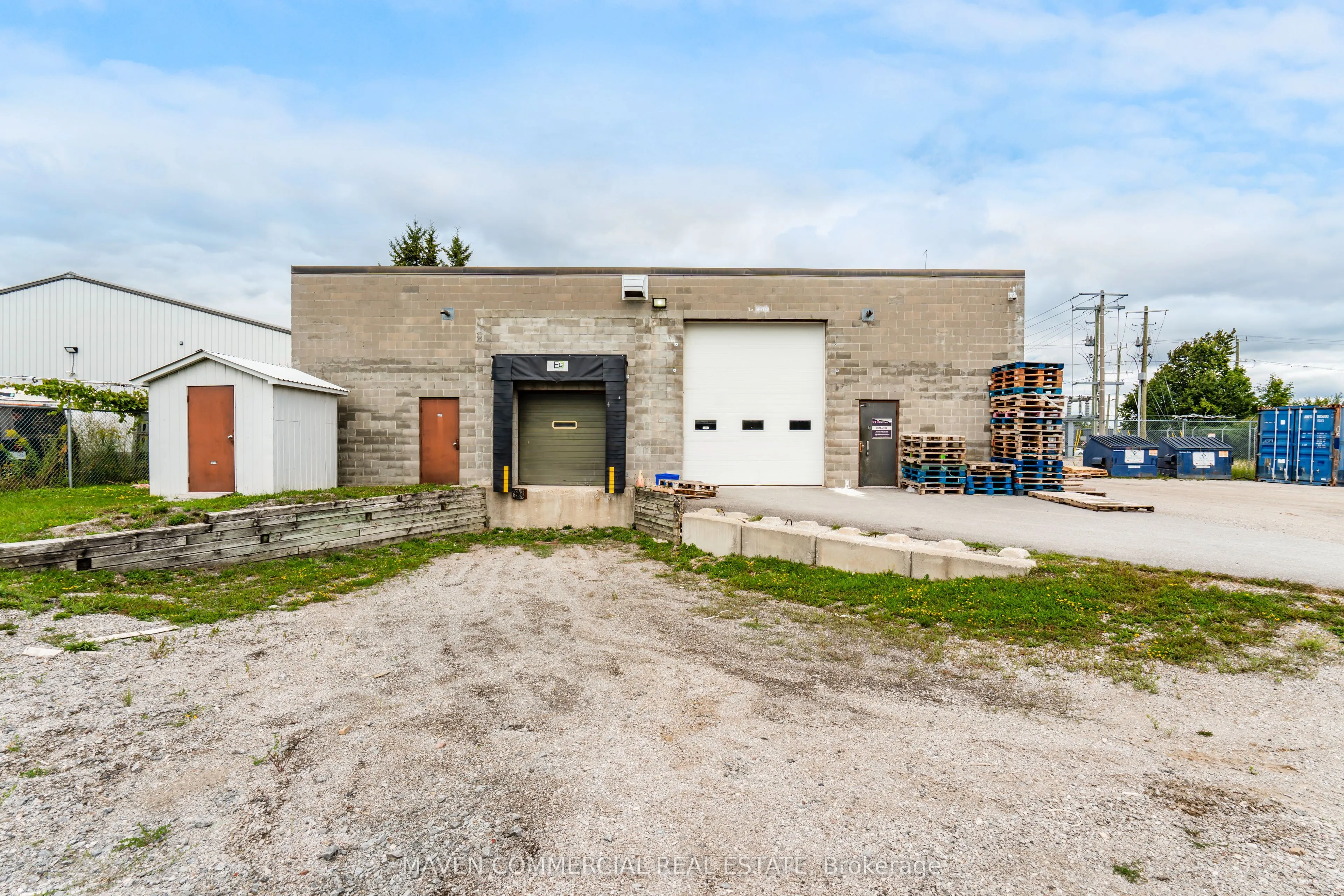 165 Saunders Road