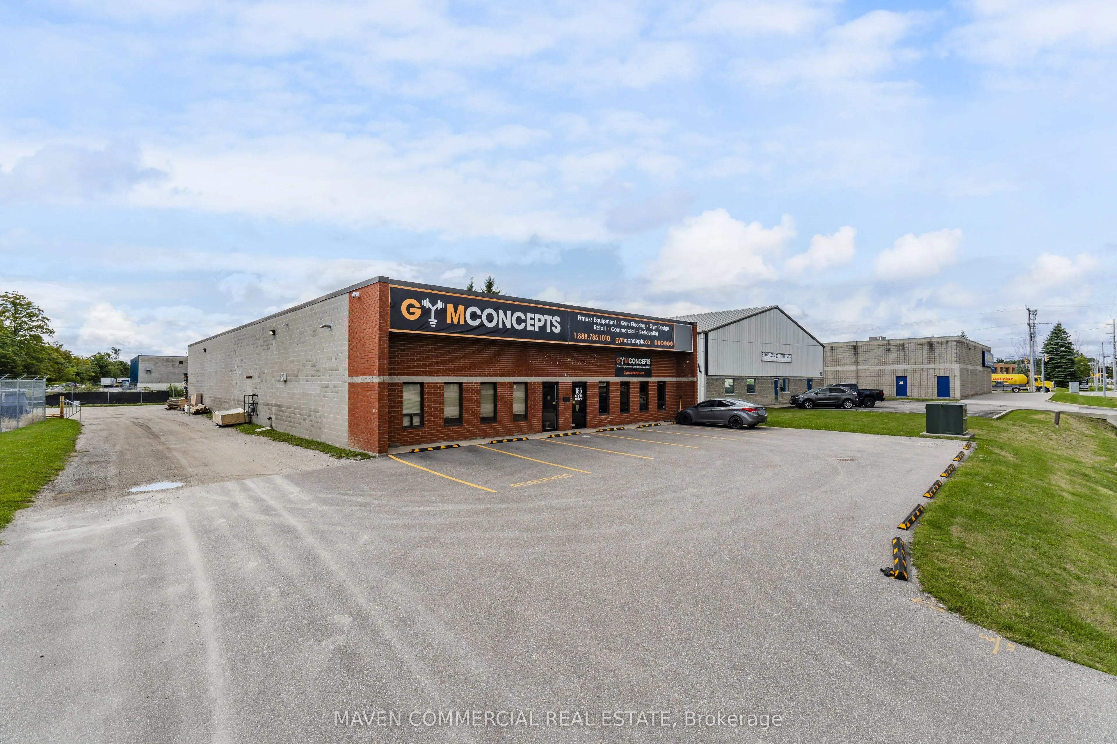 165 Saunders Road