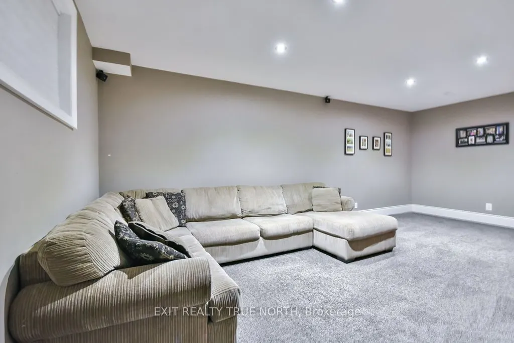 22 Marni Lane