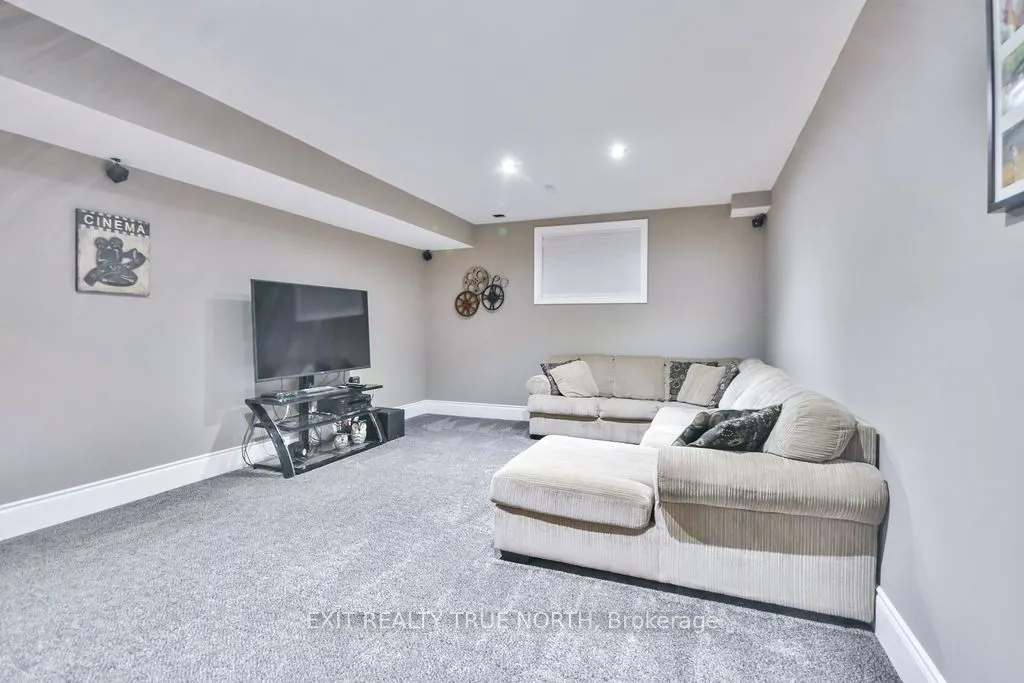 22 Marni Lane
