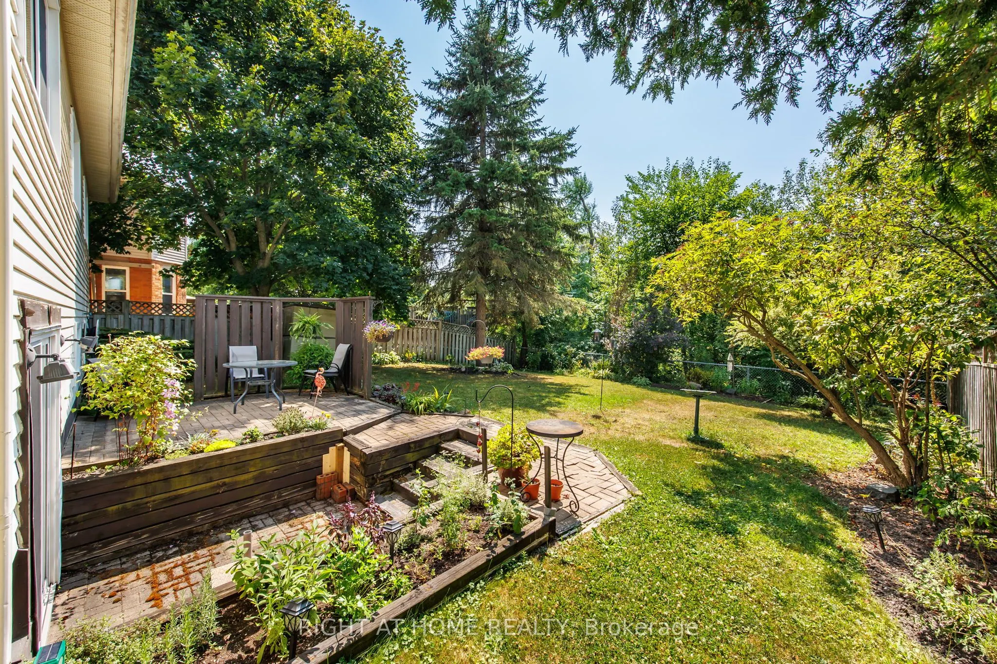 29 Herrell Avenue