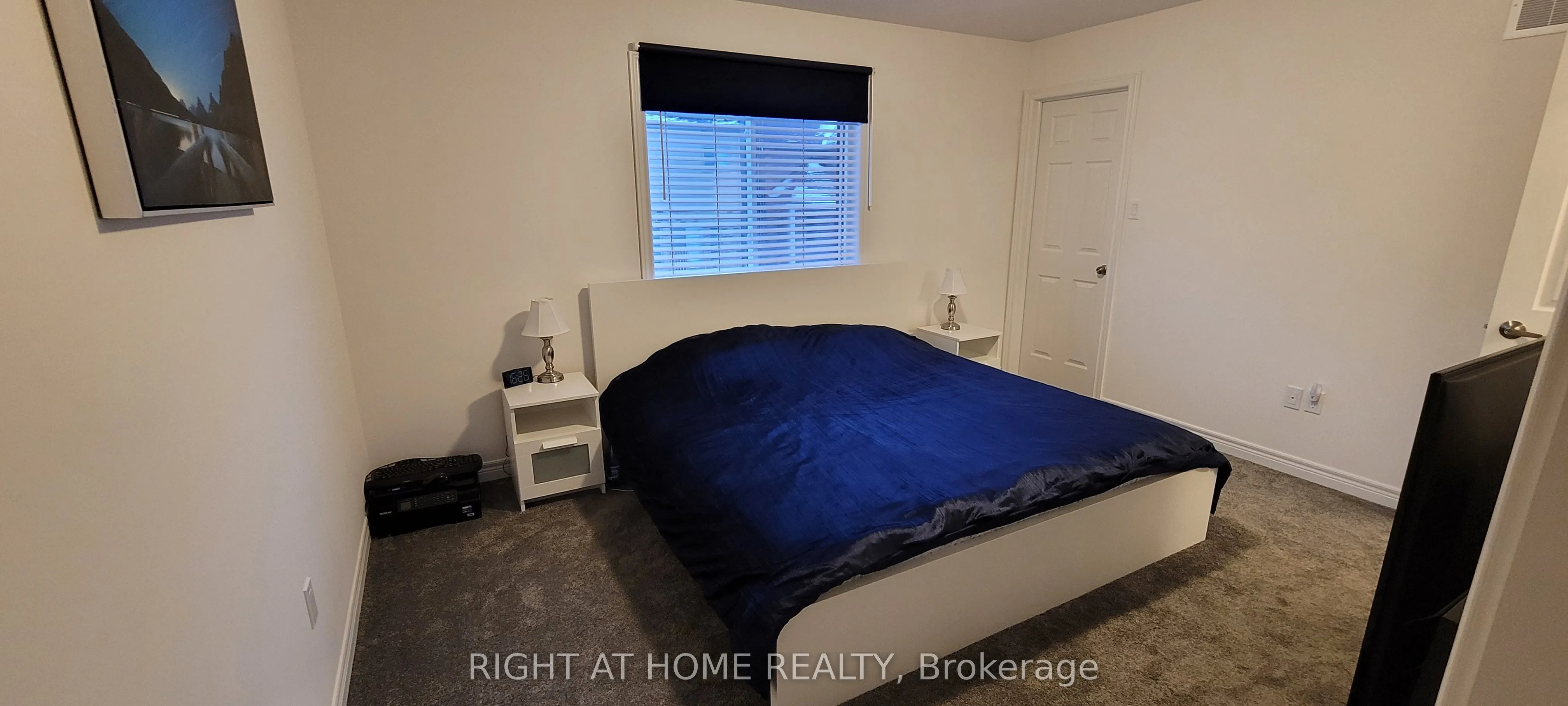 12 MITCHELL Avenue