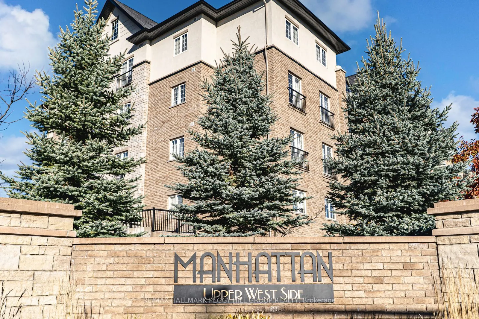 40 Ferndale Drive S #402