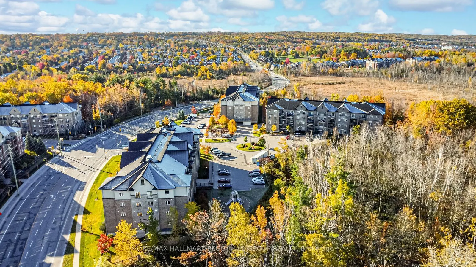 40 Ferndale Drive S #402