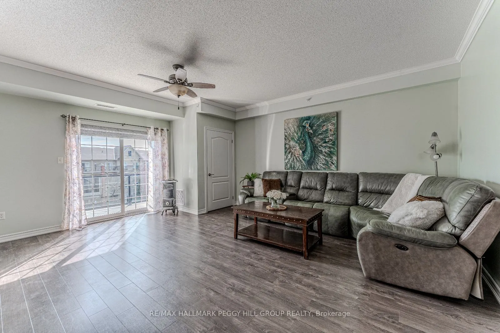 40 Ferndale Drive S, #402