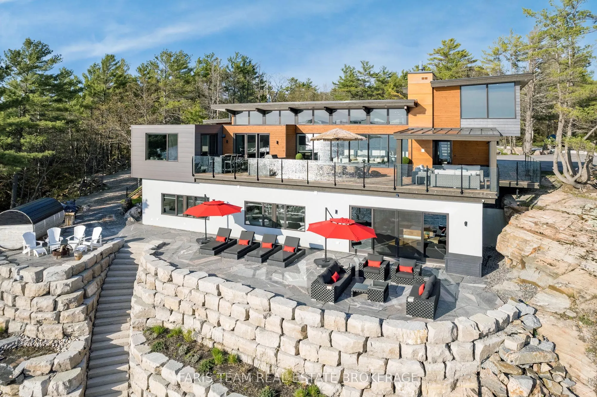 3886 East Shore Road