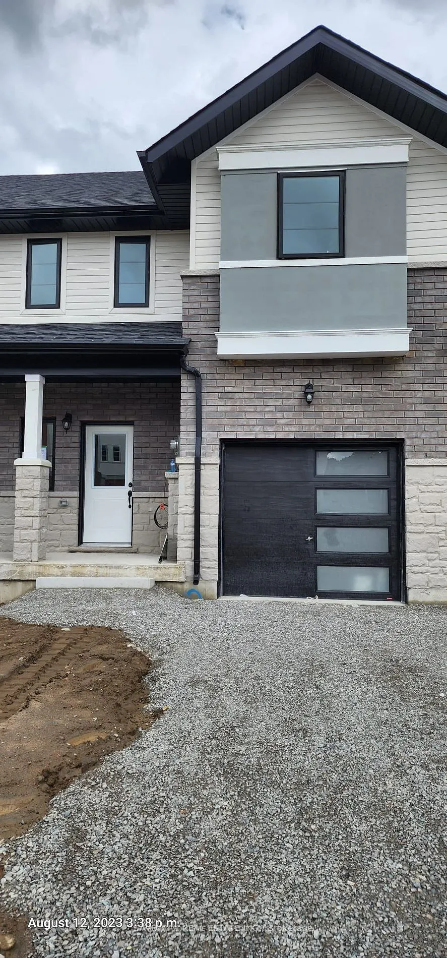 44 Lahey Crescent
