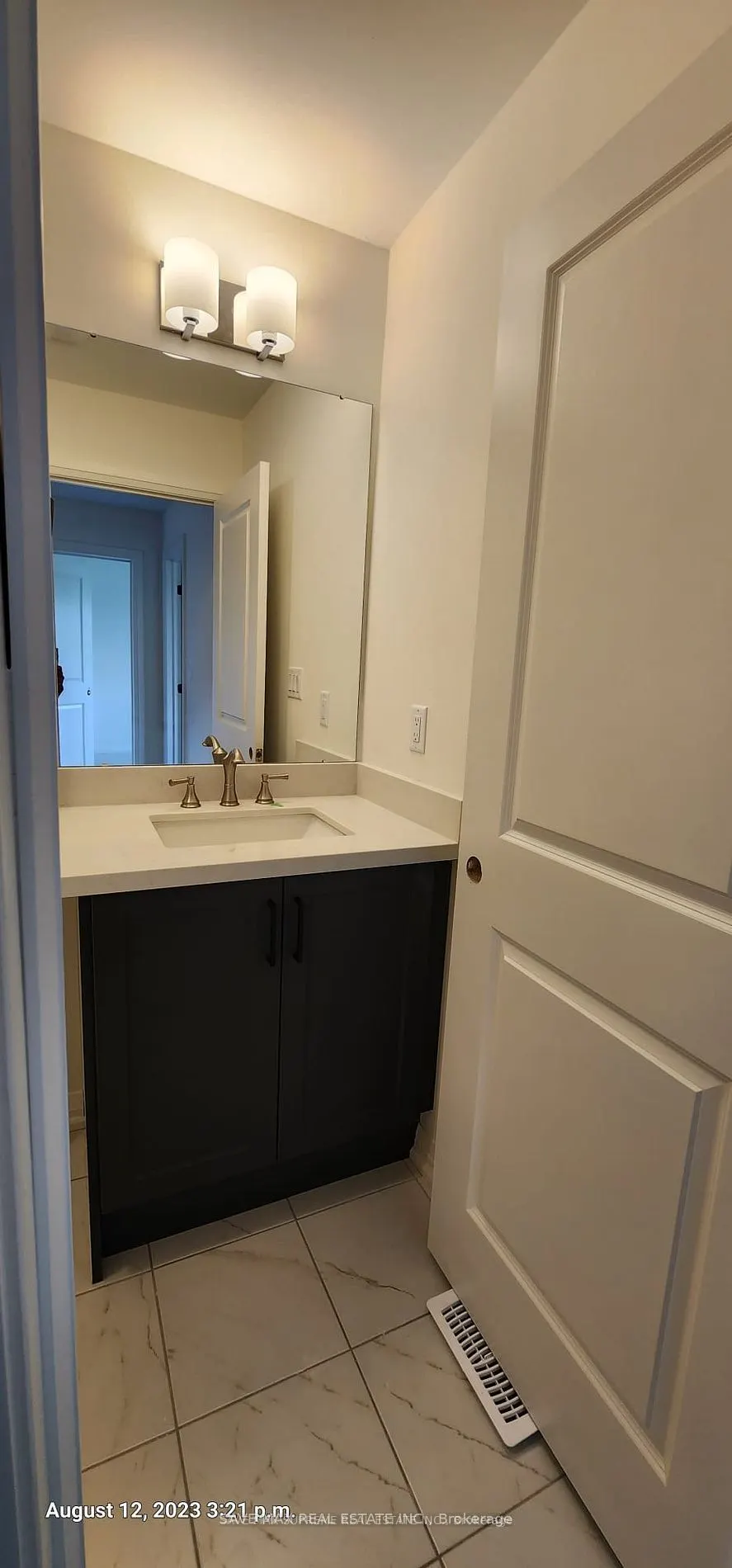 44 Lahey Crescent