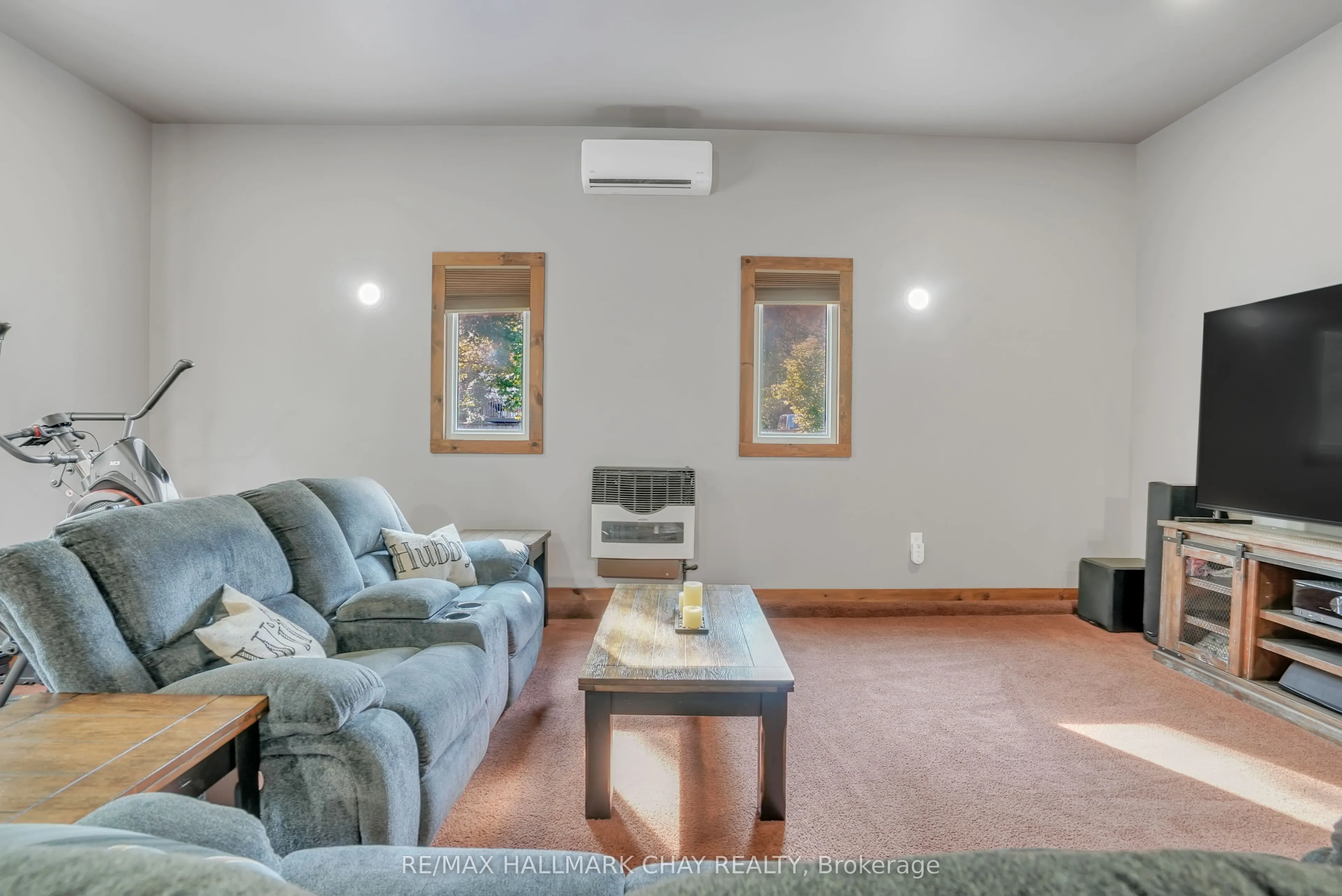 3524 Penetanguishene Road