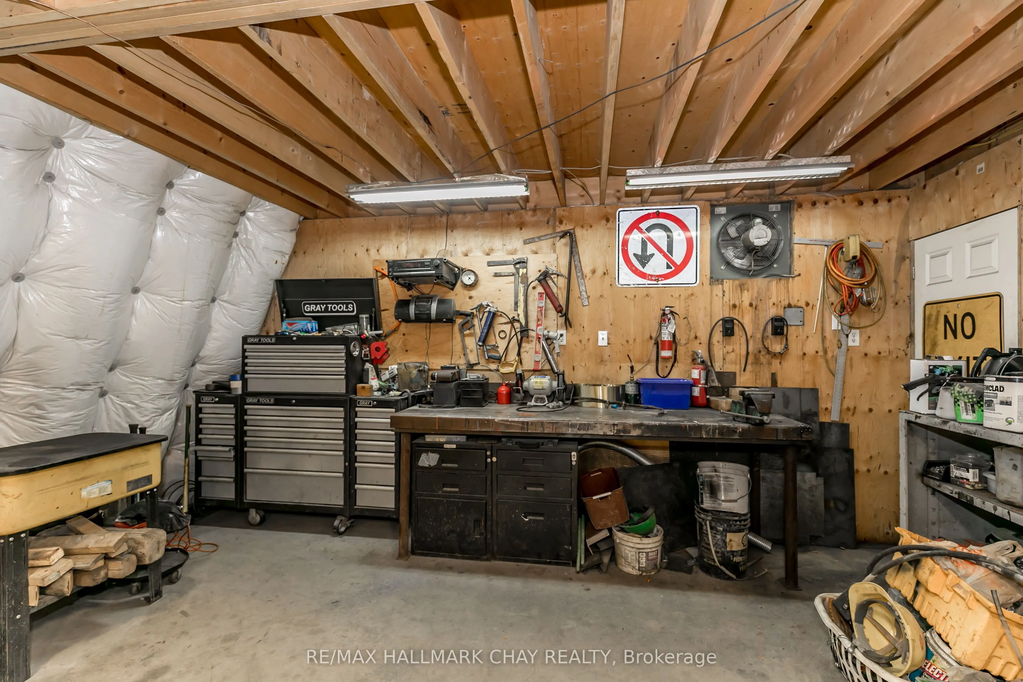 3524 Penetanguishene Road