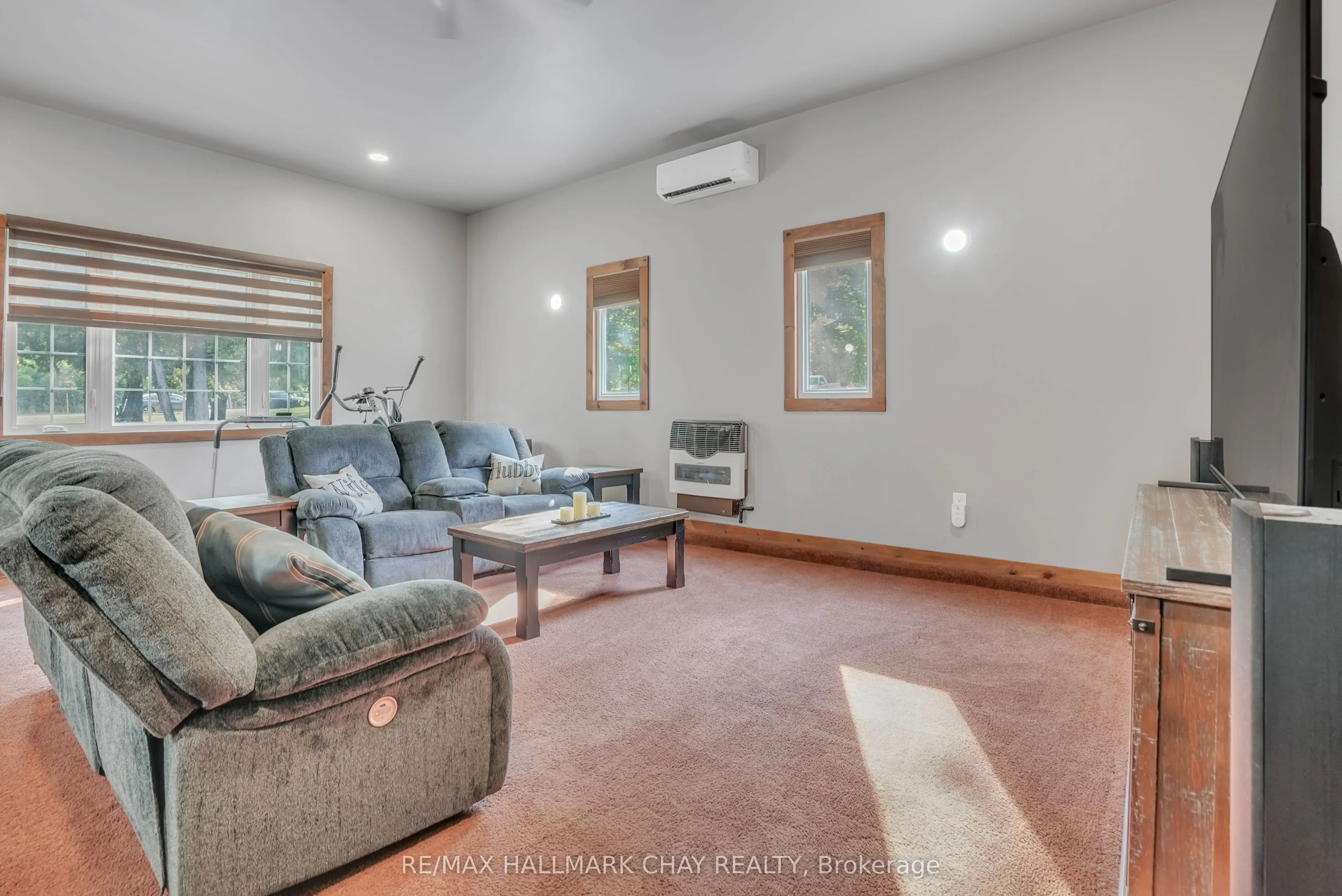 3524 Penetanguishene Road