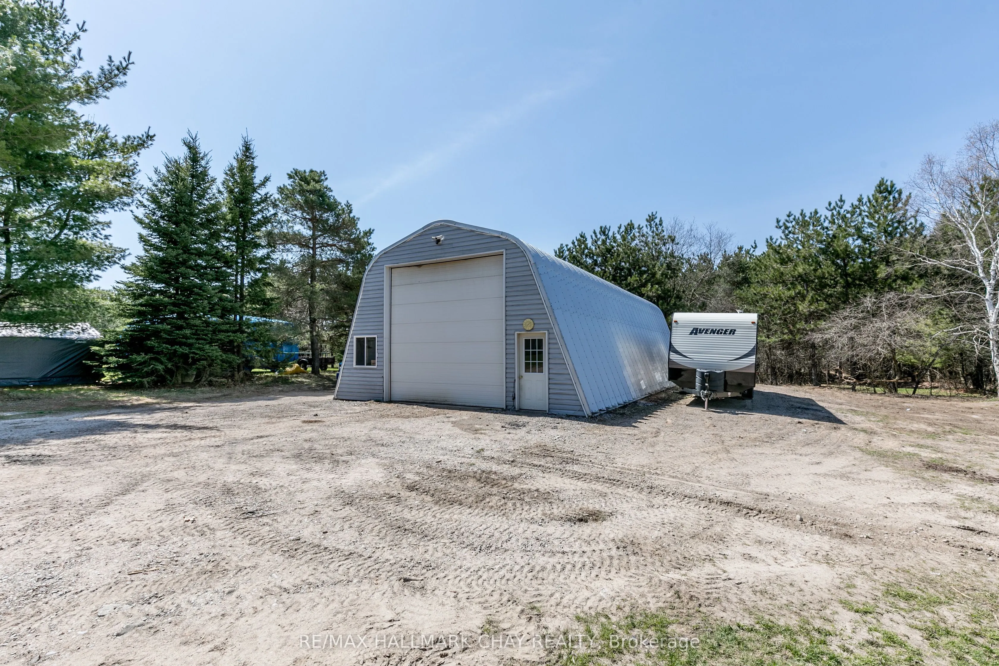 3524 Penetanguishene Road