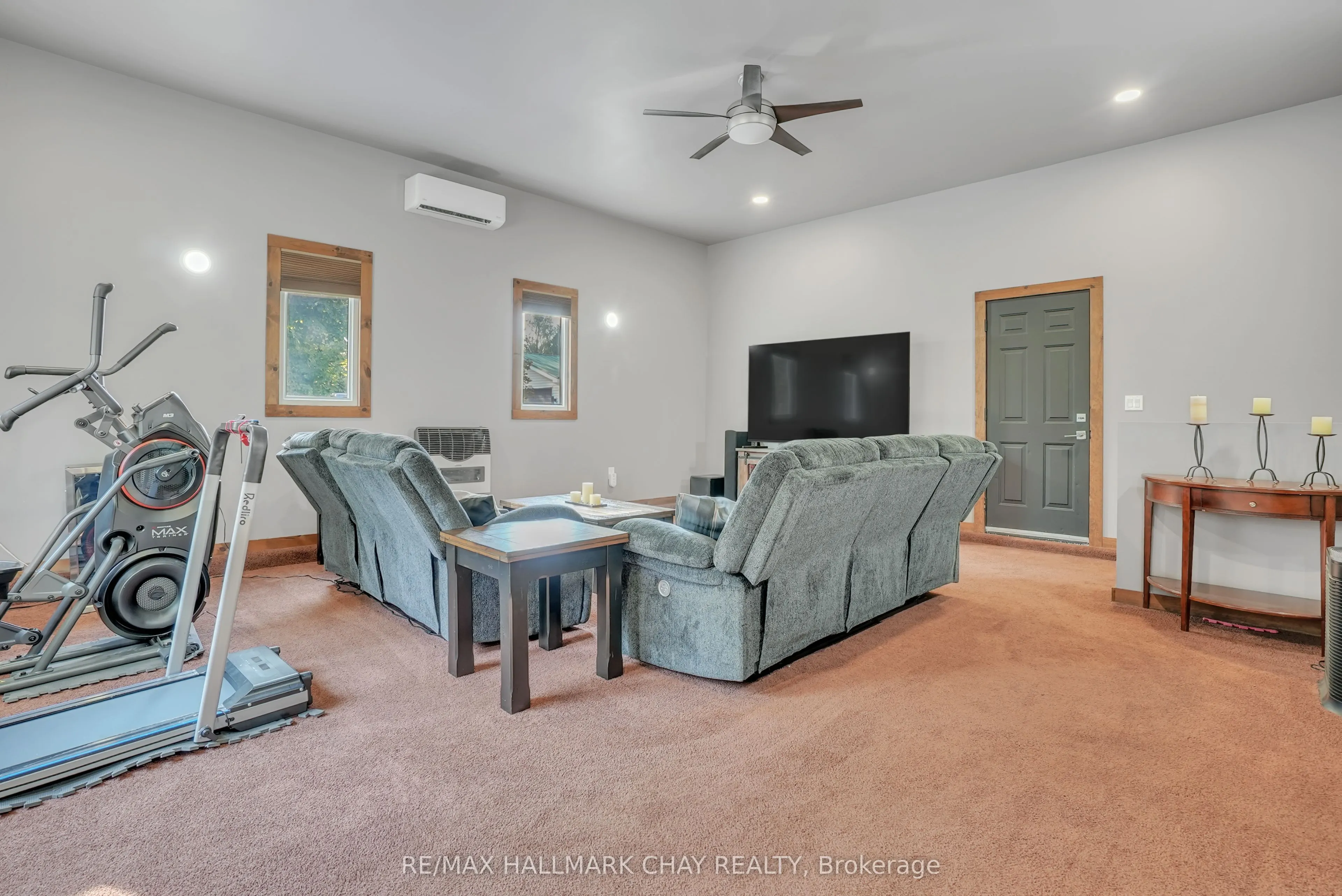 3524 Penetanguishene Road