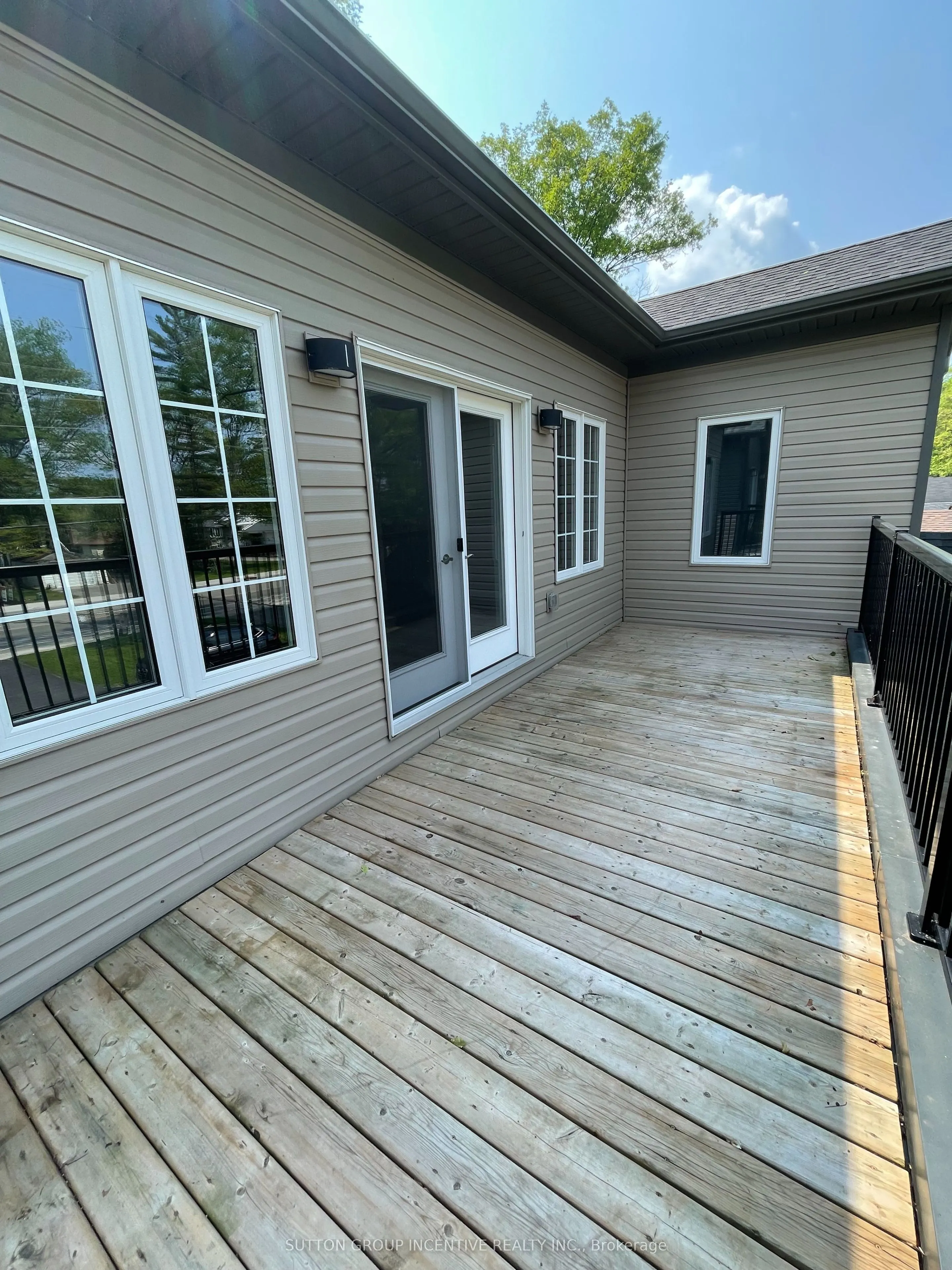 1803A River Road W